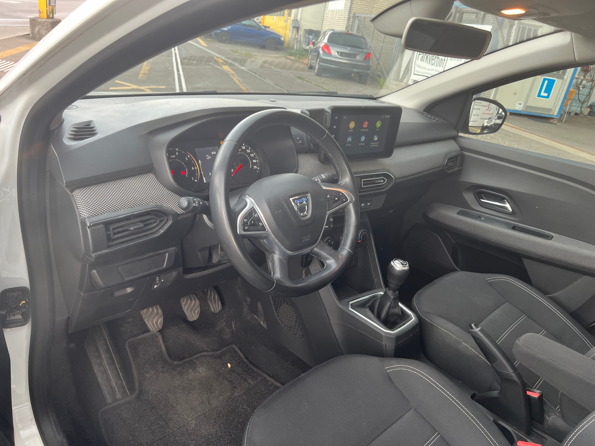 DACIA Sandero TCe 90 Comfort-image-11