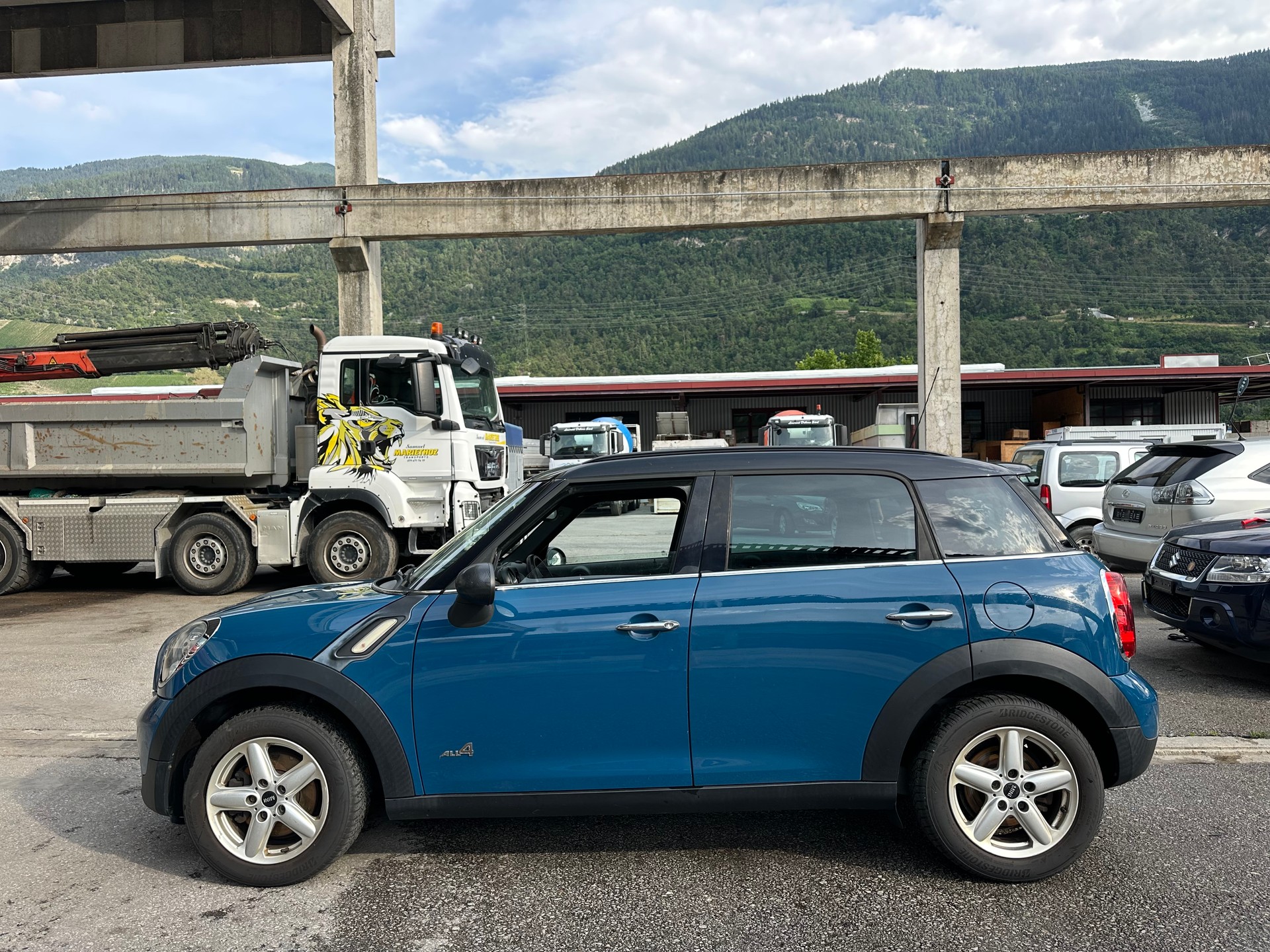 MINI Countryman Cooper D ALL4-image-6