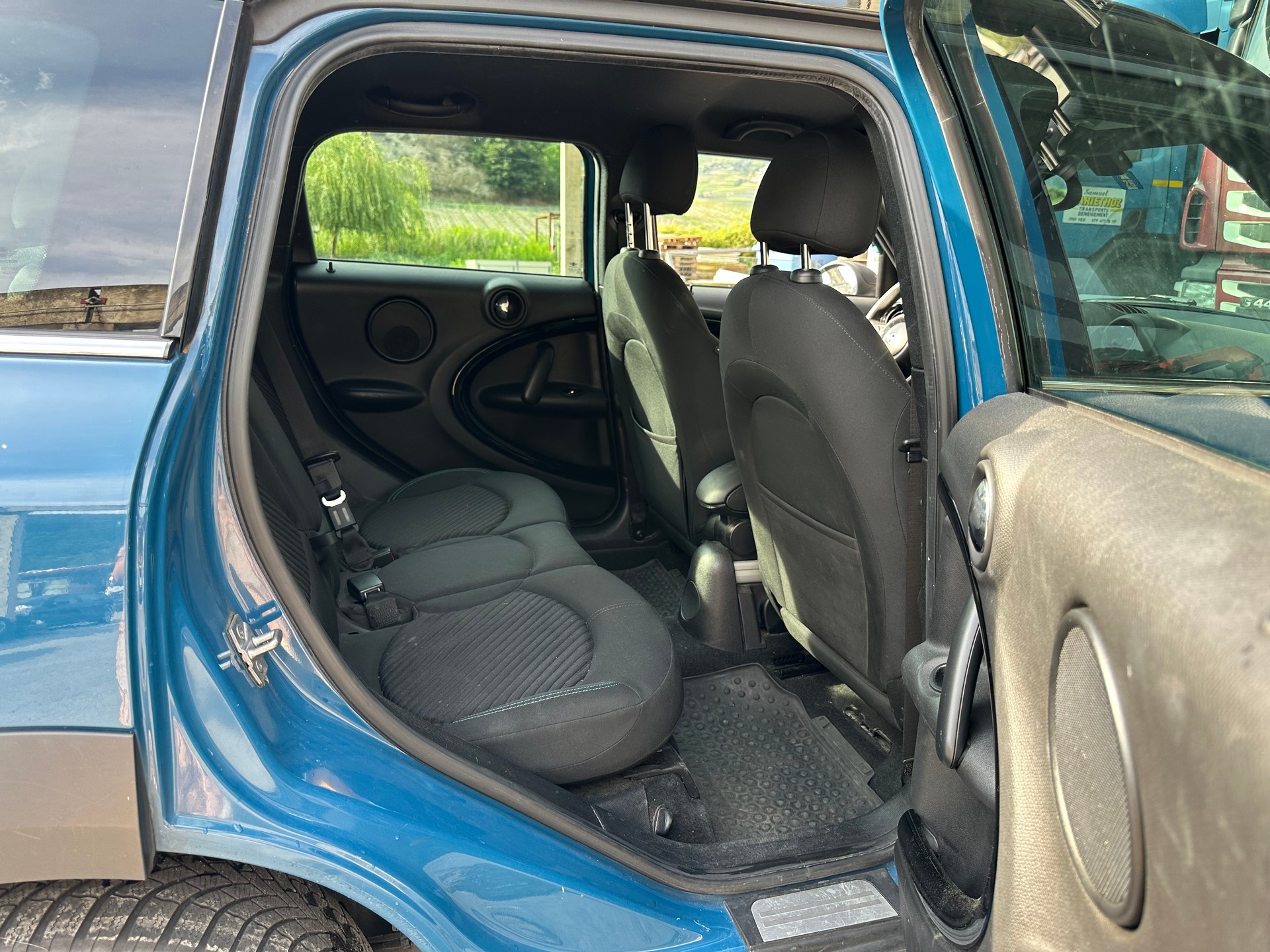MINI Countryman Cooper D ALL4-image-15