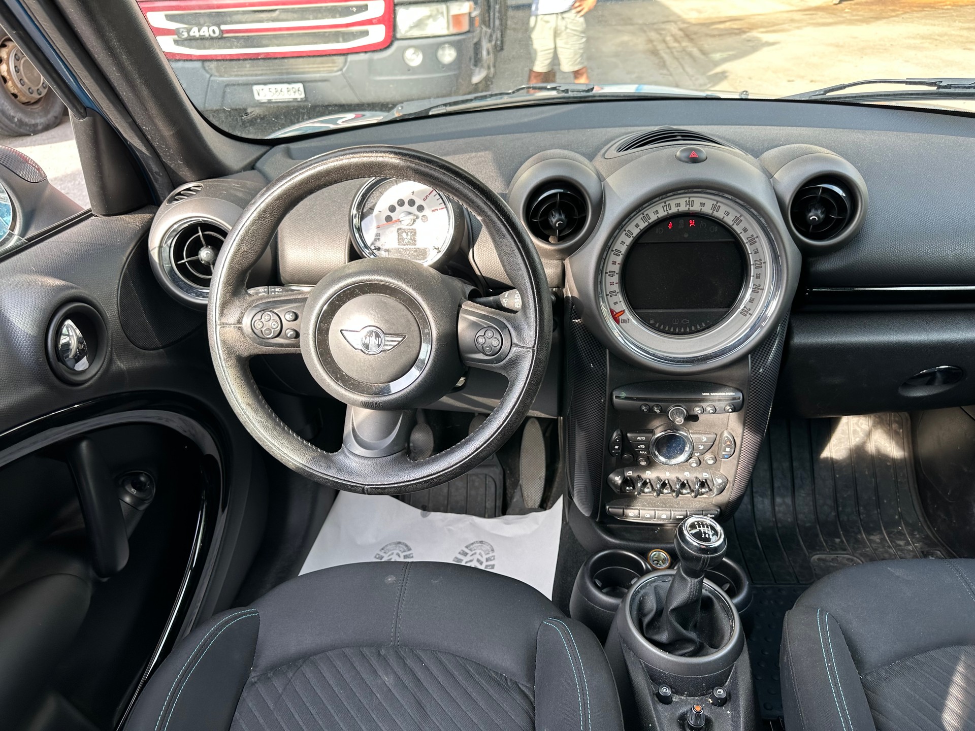 MINI Countryman Cooper D ALL4-image-11