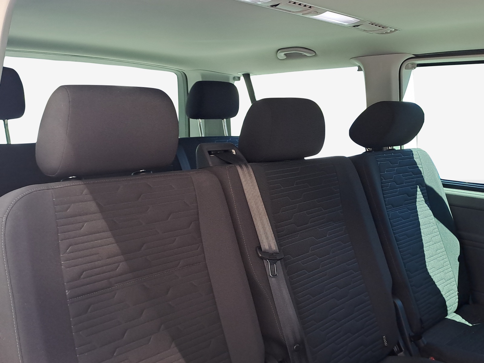VW T6.1 2.0 TDI 4Motion DSG-image-14