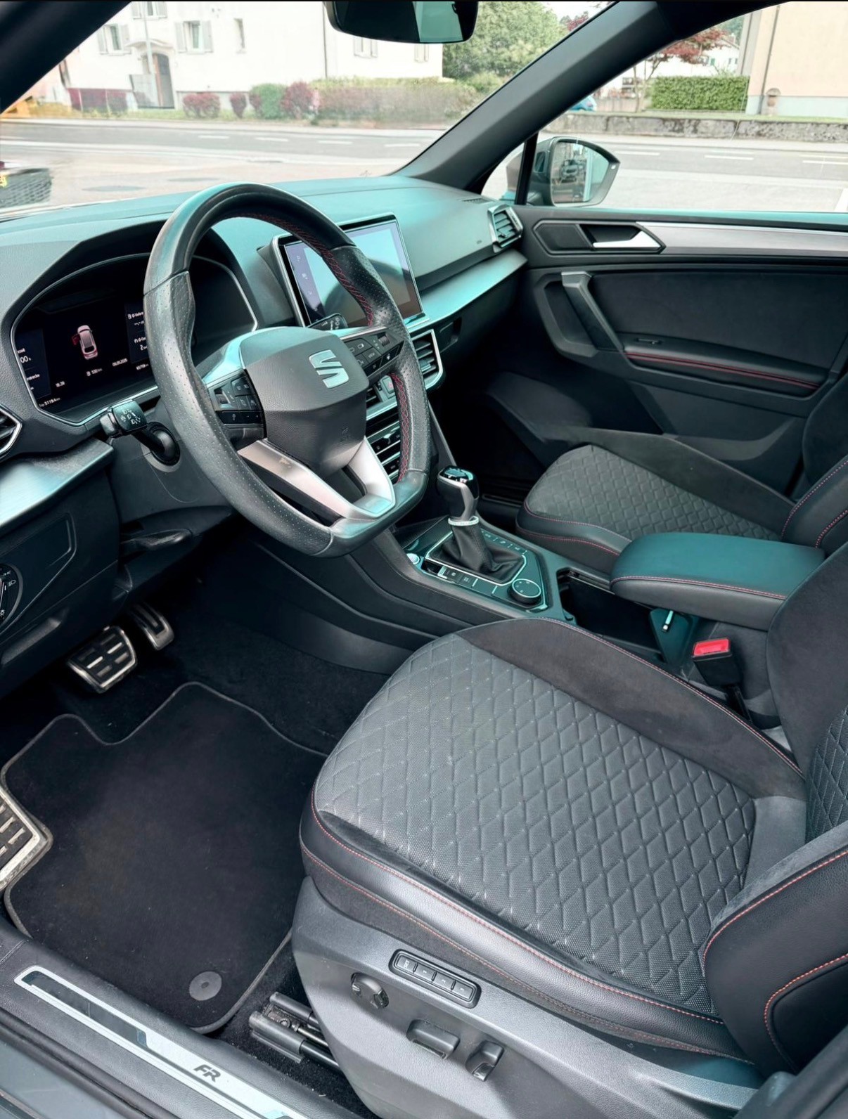 SEAT 1.5 TSI Hola FR DSG-image-2