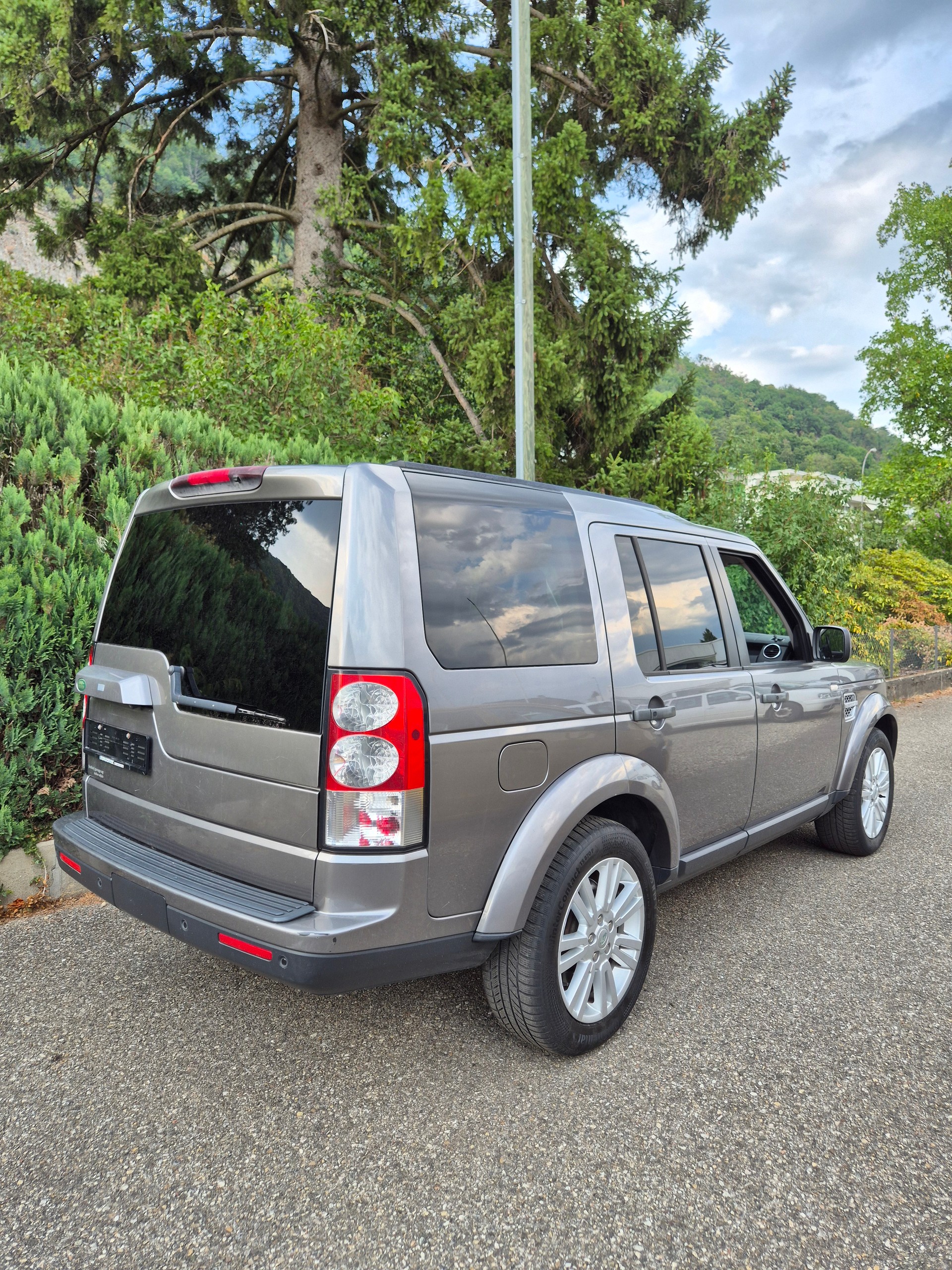 LAND ROVER Discovery 3.0 TDV6 HSE Automatic