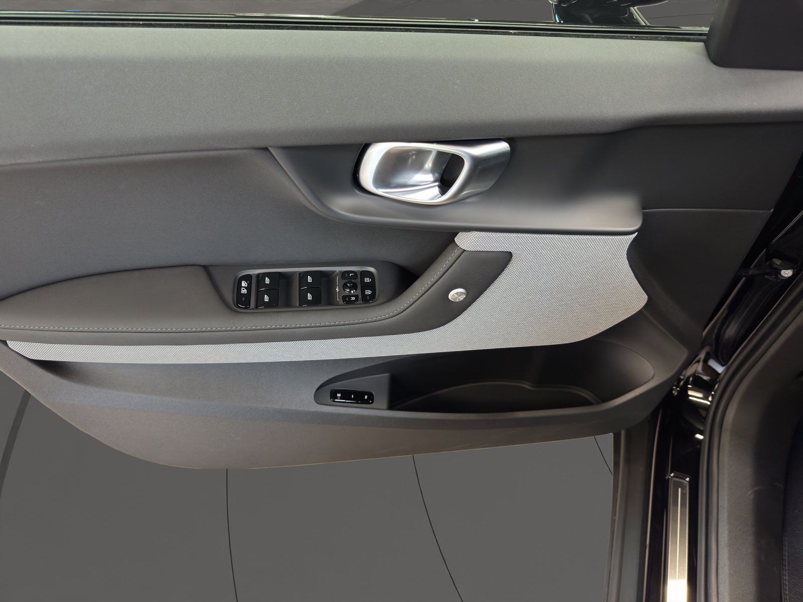 POLESTAR 2 Long Range Dual Motor-image-15