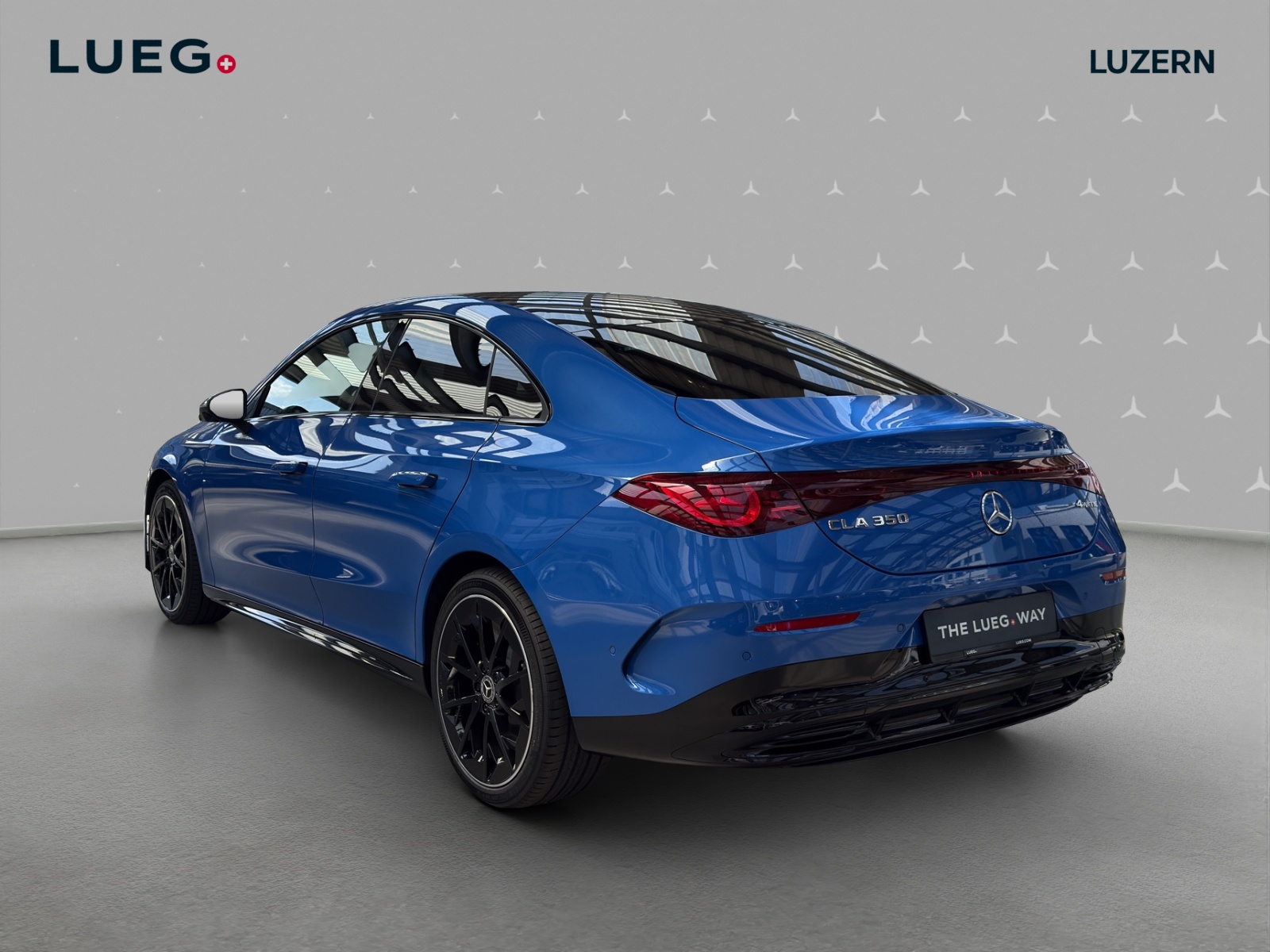 MERCEDES-BENZ CLA 350 4 Matic 85 kWh EQ-image-2