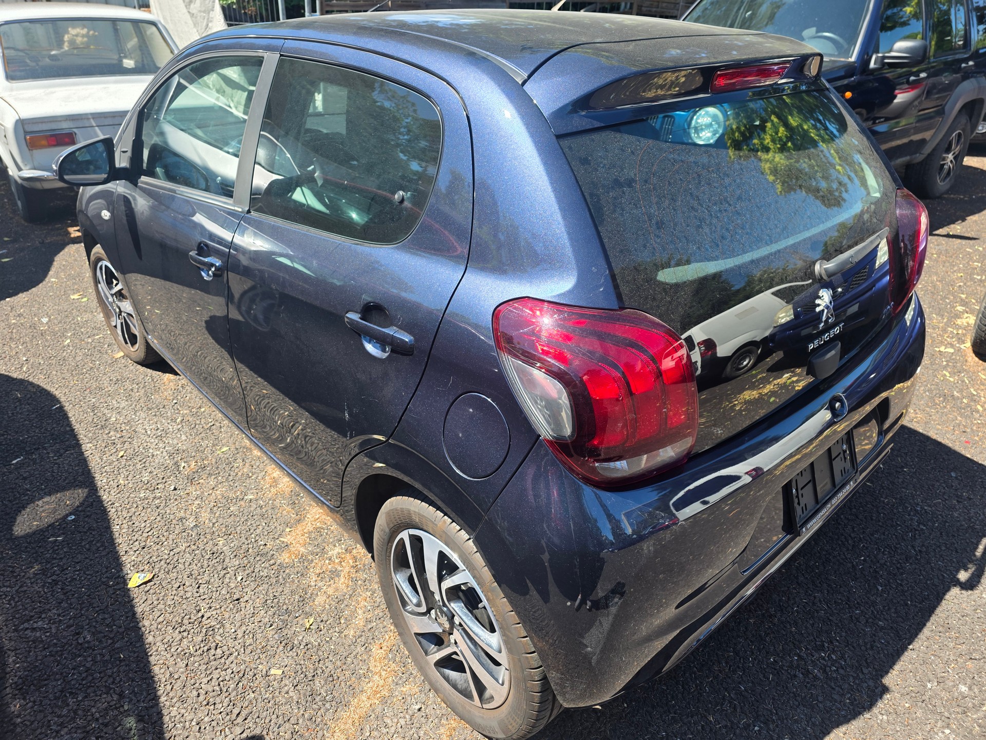 PEUGEOT 108 1.2 VTi Active Top-image-5