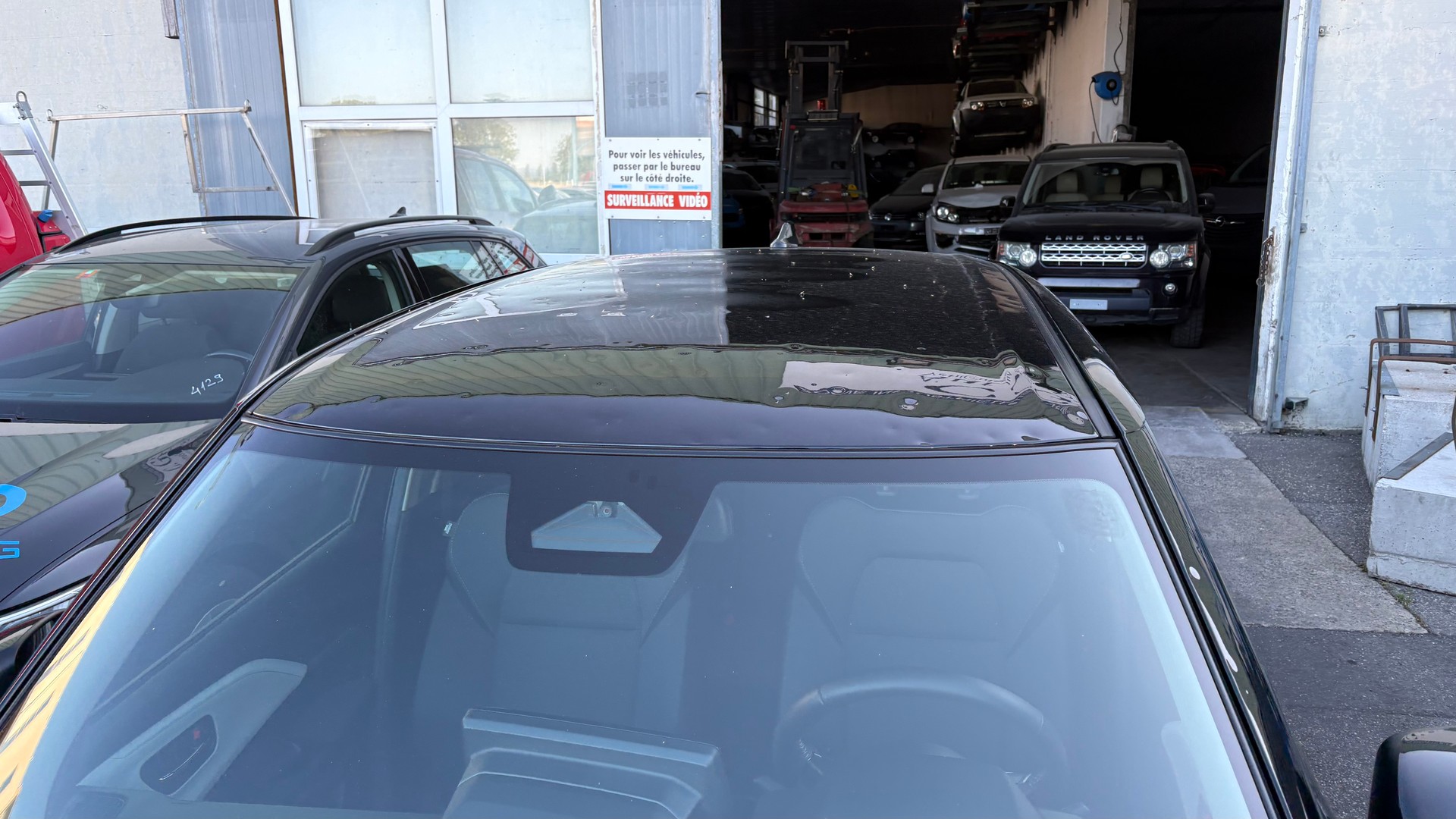 SUZUKI Swift 1.2 Compact Top Hybrid-image-6