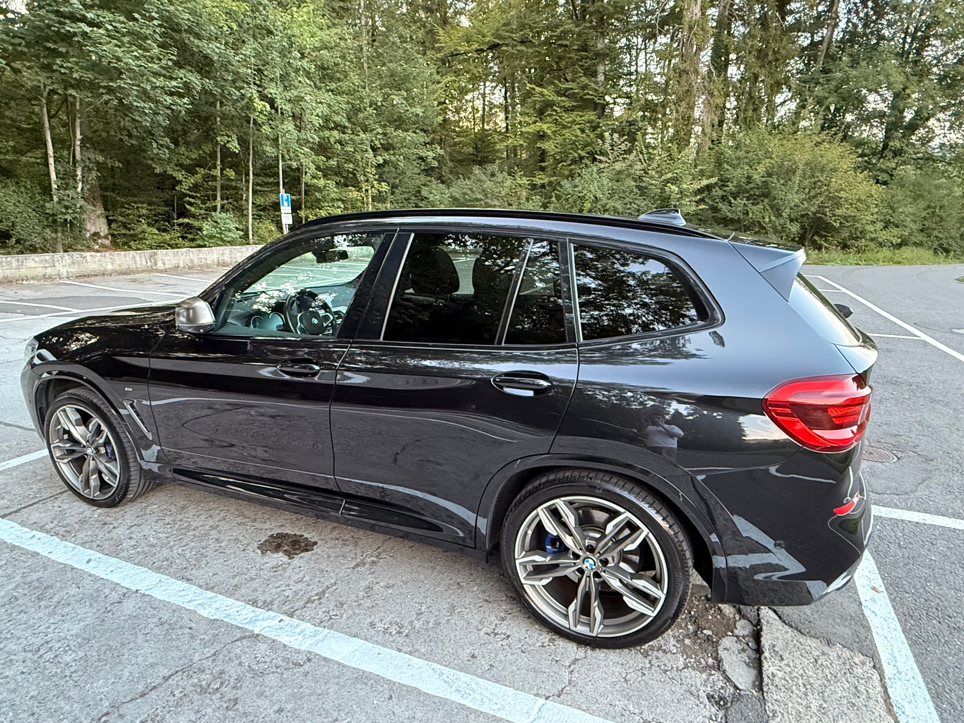 BMW M40d xDrive Steptronic-image-1