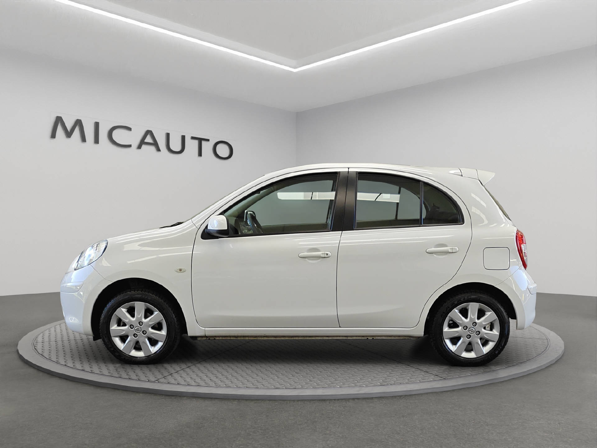 NISSAN Micra 1.2 12V Acenta-image-14