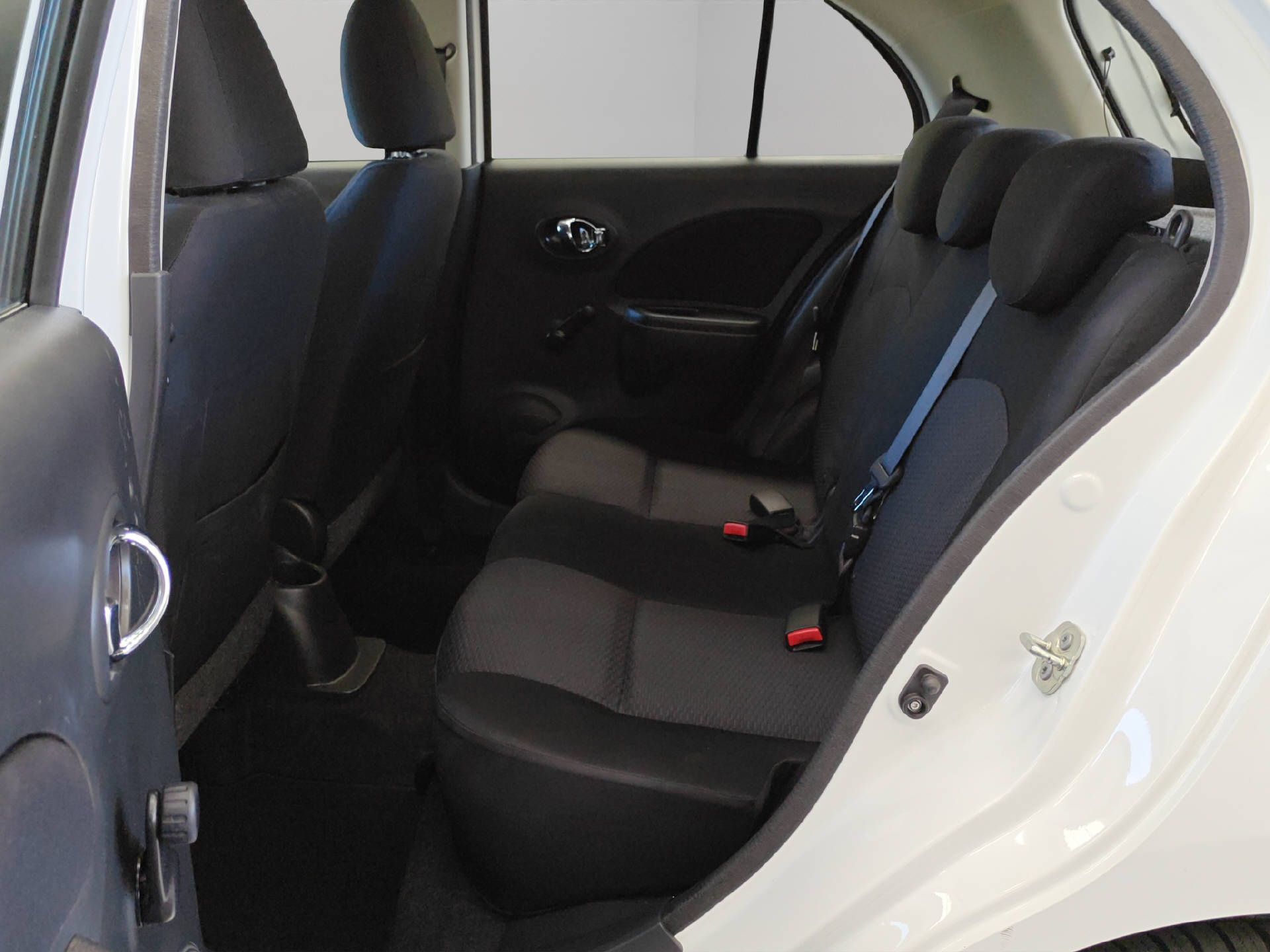 NISSAN Micra 1.2 12V Acenta-image-5