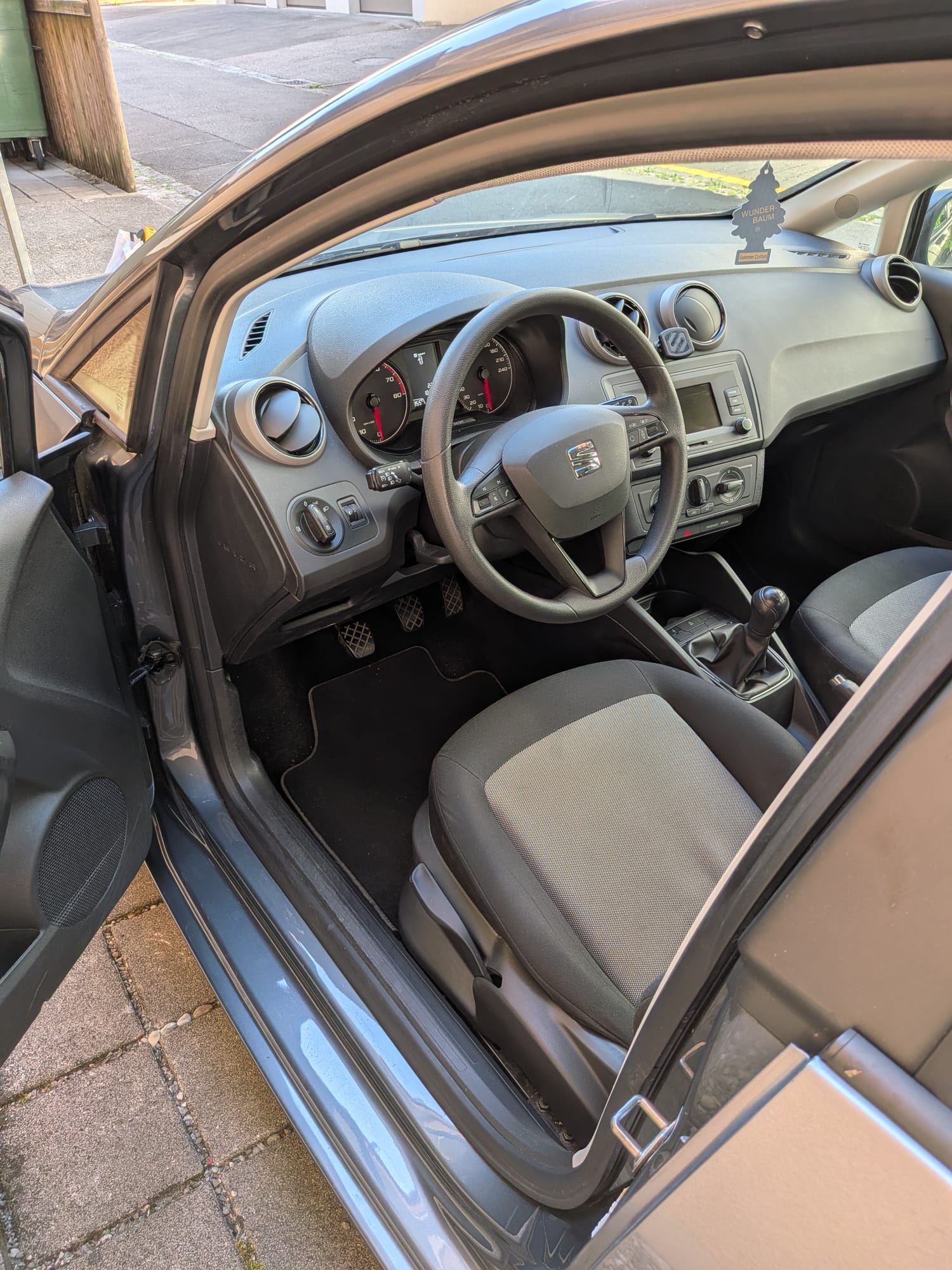 SEAT Seat Ibiza 1.0 TSI-image-1