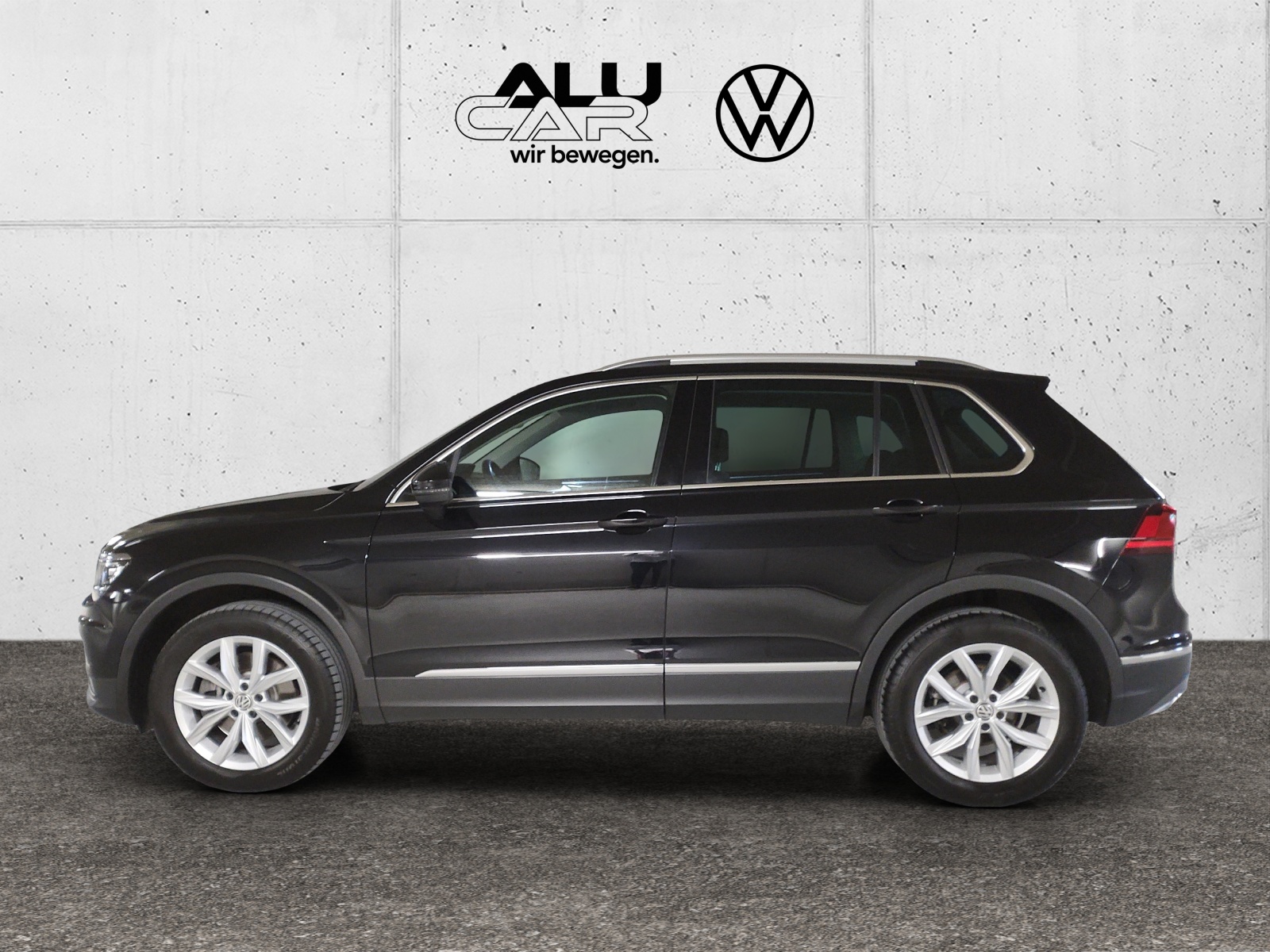 VW Tiguan 2.0TSI Highline 4Motion DSG-image-1
