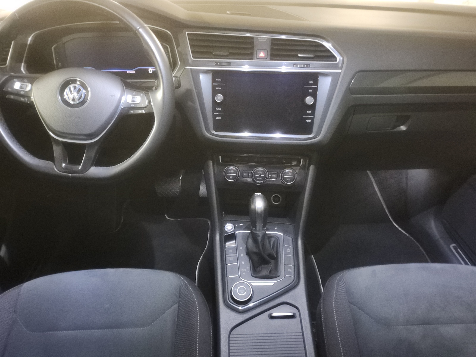 VW Tiguan 2.0TSI Highline 4Motion DSG-image-7