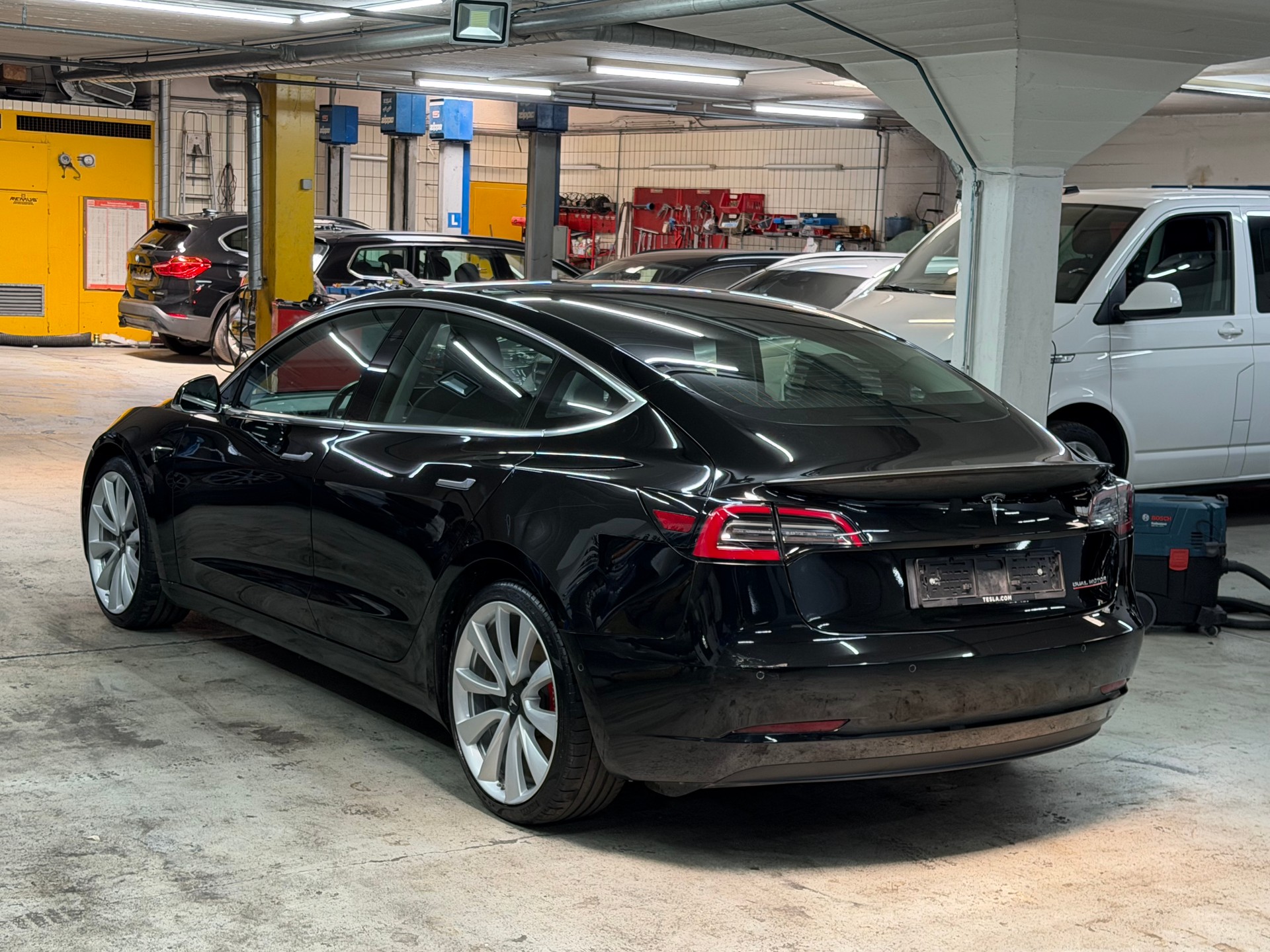 TESLA Model 3 Long Range Dual Motor AWD PERFORMANCE-image-6