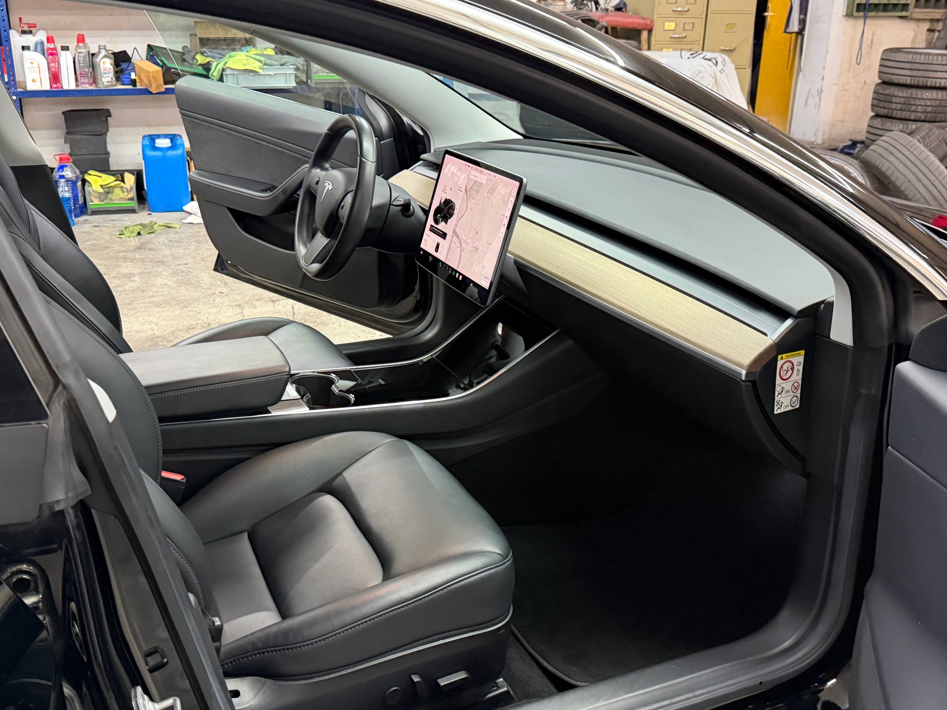 TESLA Model 3 Long Range Dual Motor AWD PERFORMANCE-image-13