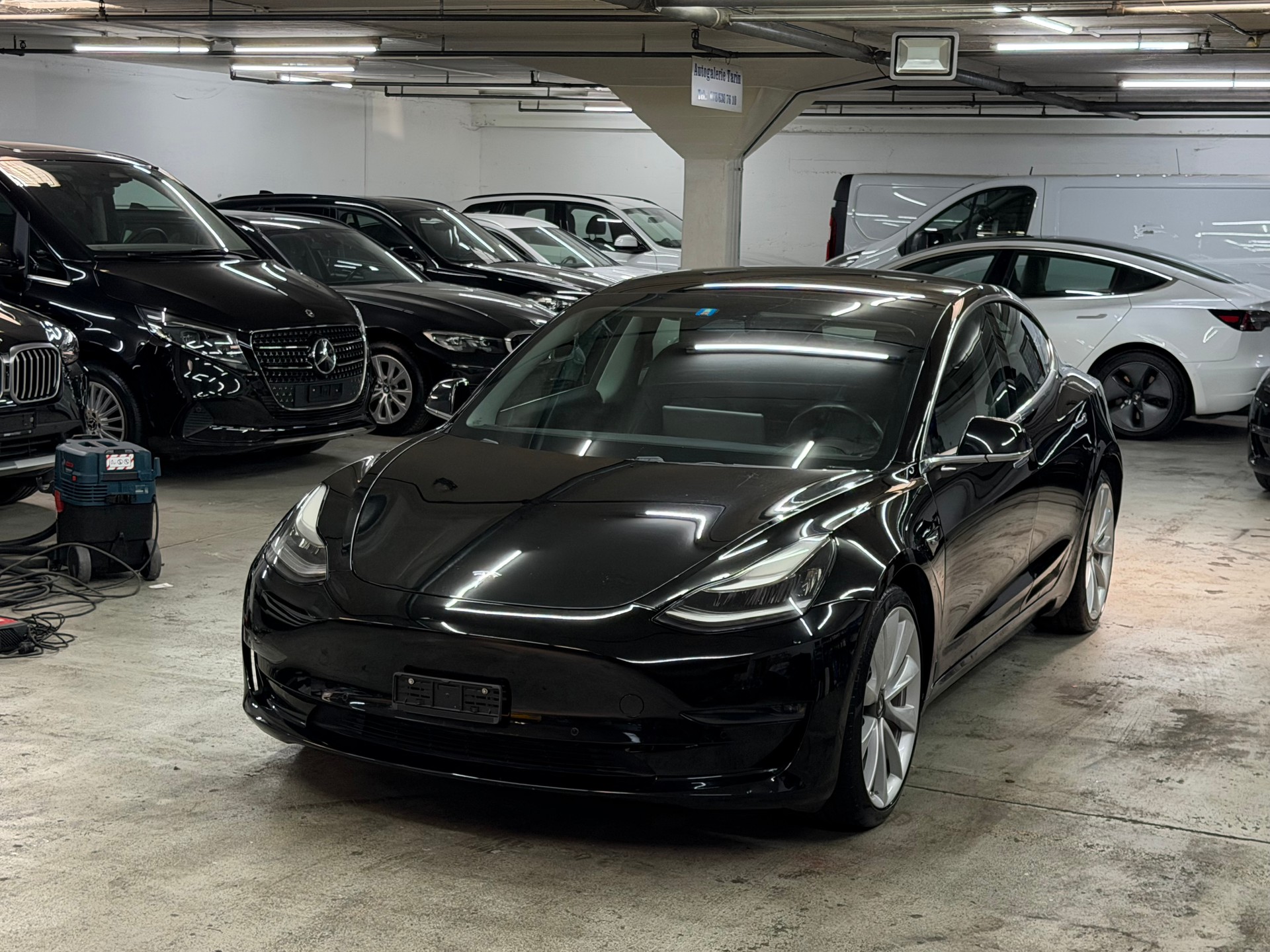 TESLA Model 3 Long Range Dual Motor AWD PERFORMANCE-image-8