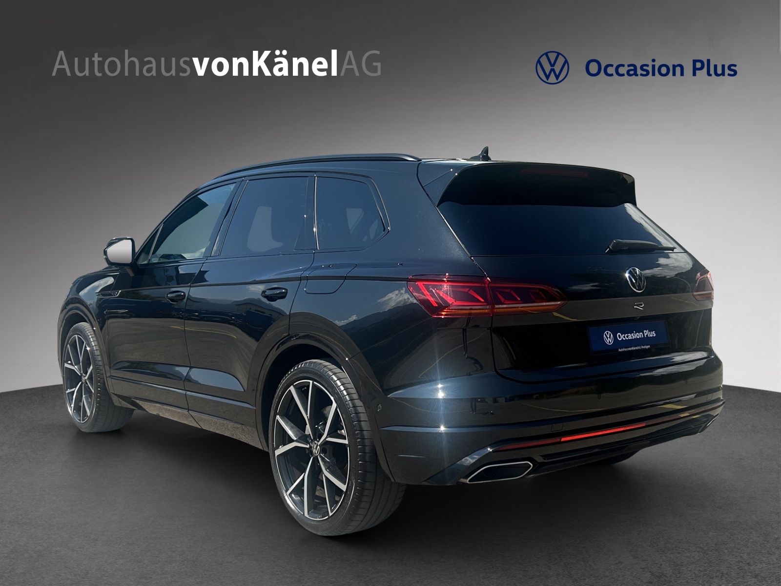 VW Touareg 3.0 TSI eHybrid R Tiptronic-image-2