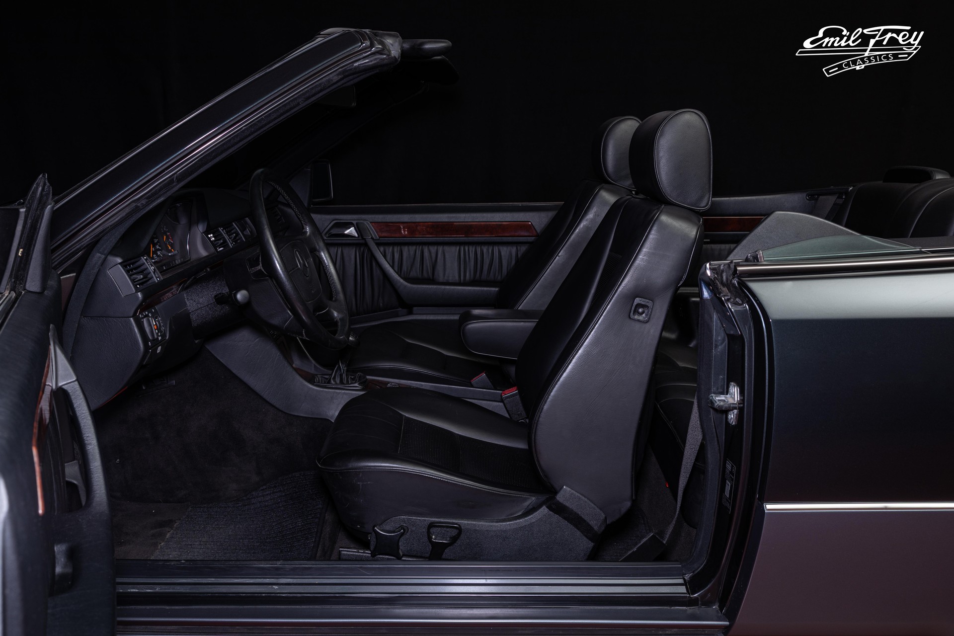 MERCEDES-BENZ Mercedes 300 CE-24 Cabrio-image-8