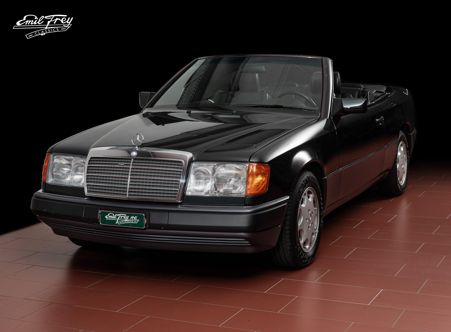 MERCEDES-BENZ Mercedes 300 CE-24 Cabrio