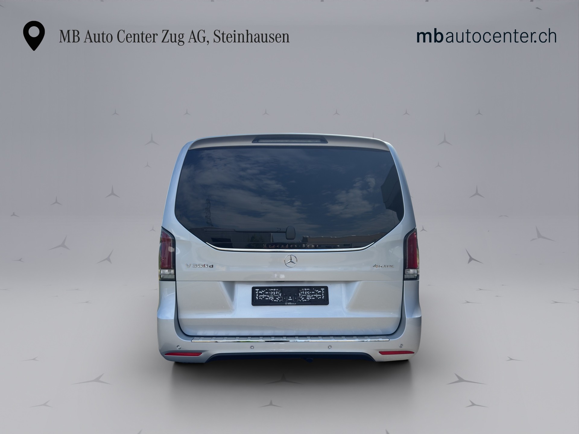 MERCEDES-BENZ V 300 d Swiss Ed. lang 4matic Van-image-4
