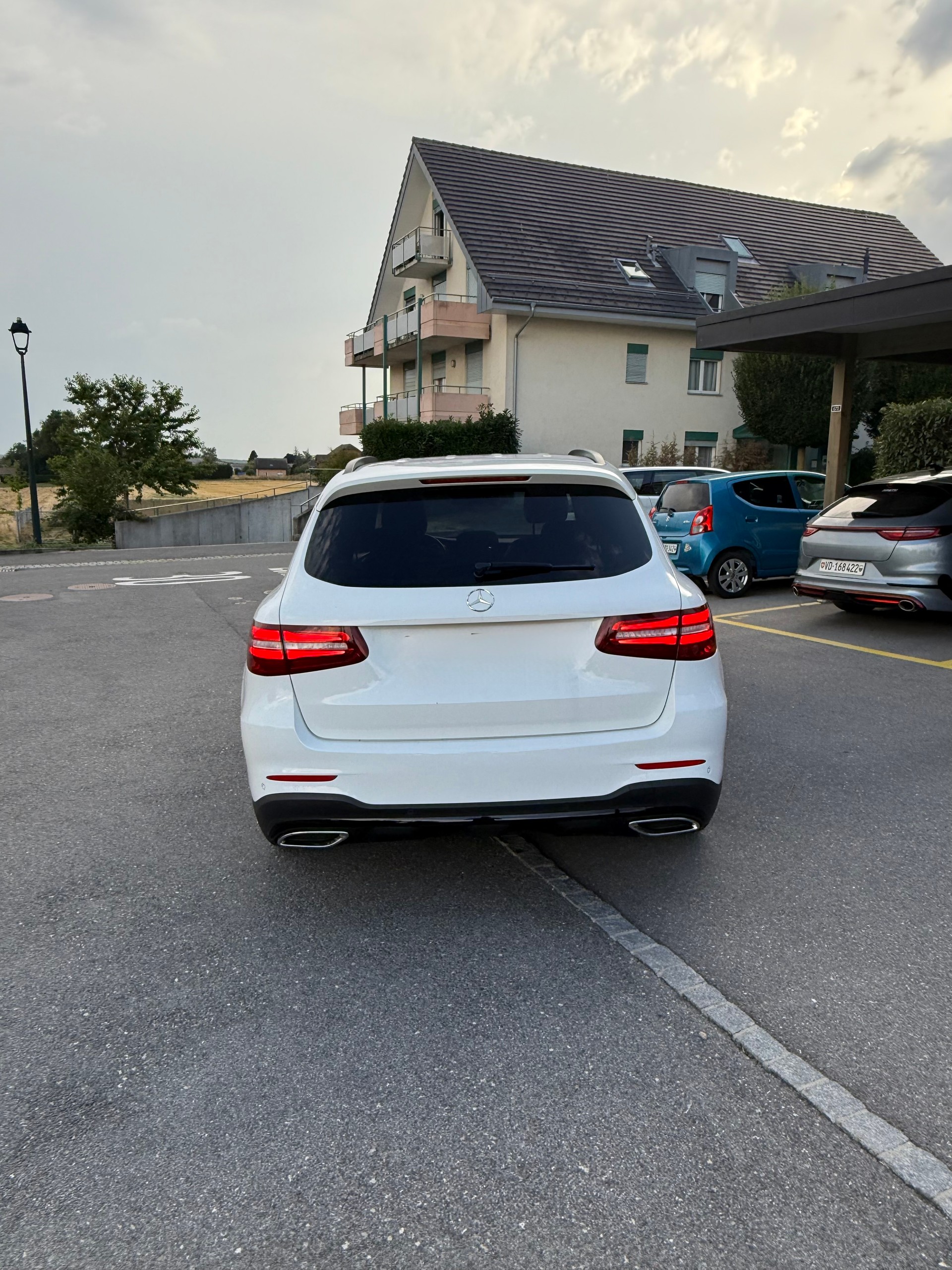 MERCEDES-BENZ GLC 250 d AMG Line 4Matic 9G-Tronic-image-7