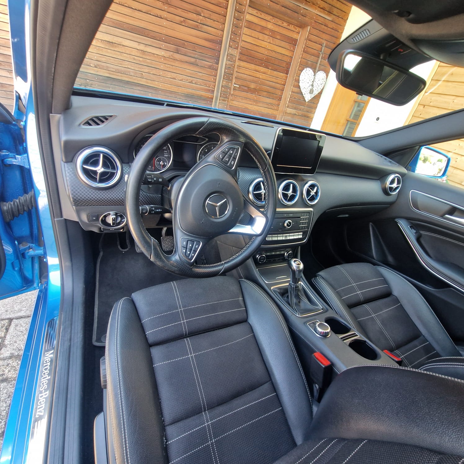 MERCEDES-BENZ A 200 Night Star-image-4