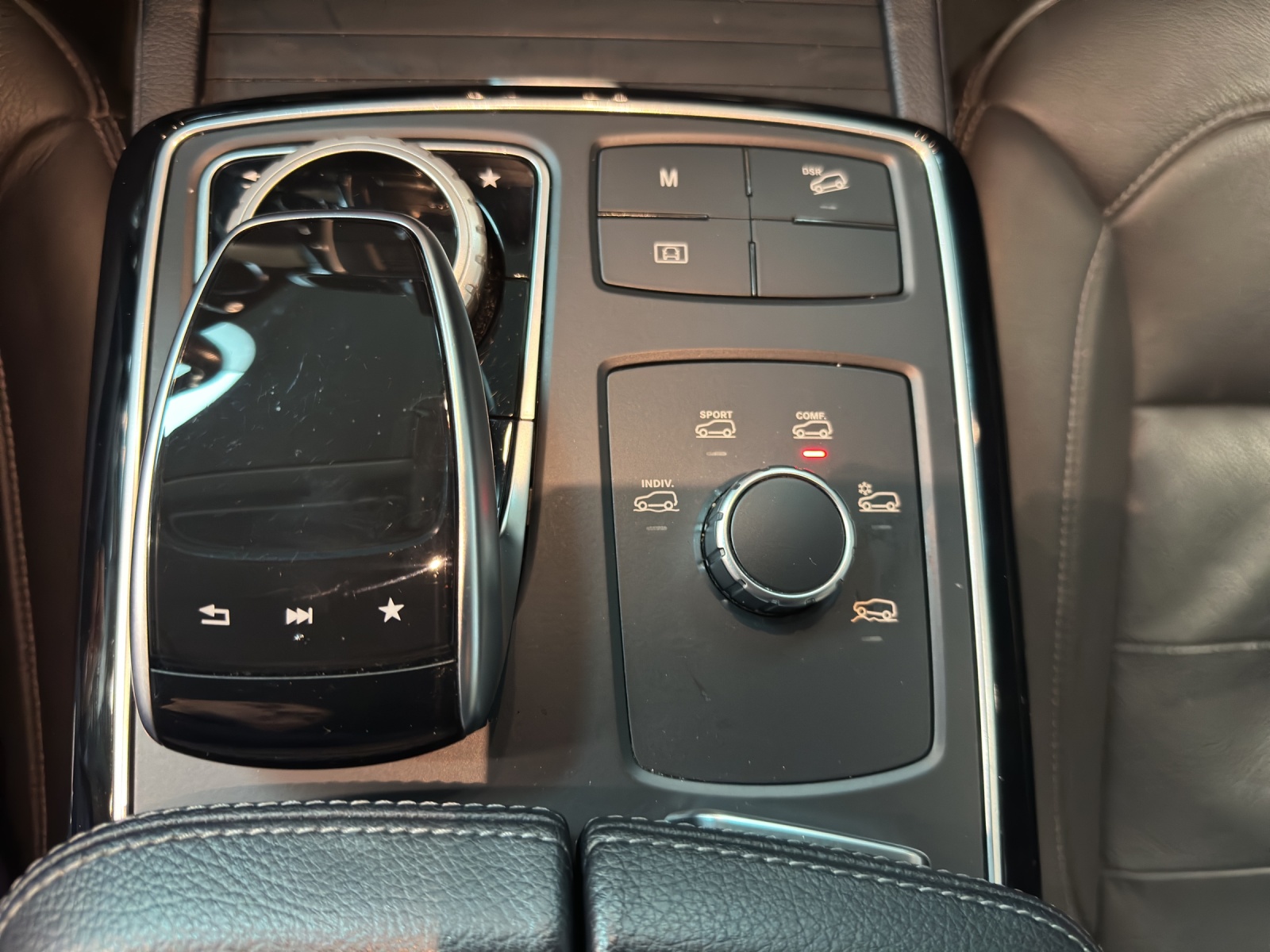 MERCEDES-BENZ GLE 350 d Executive 4Matic 9G-Tronic-image-15