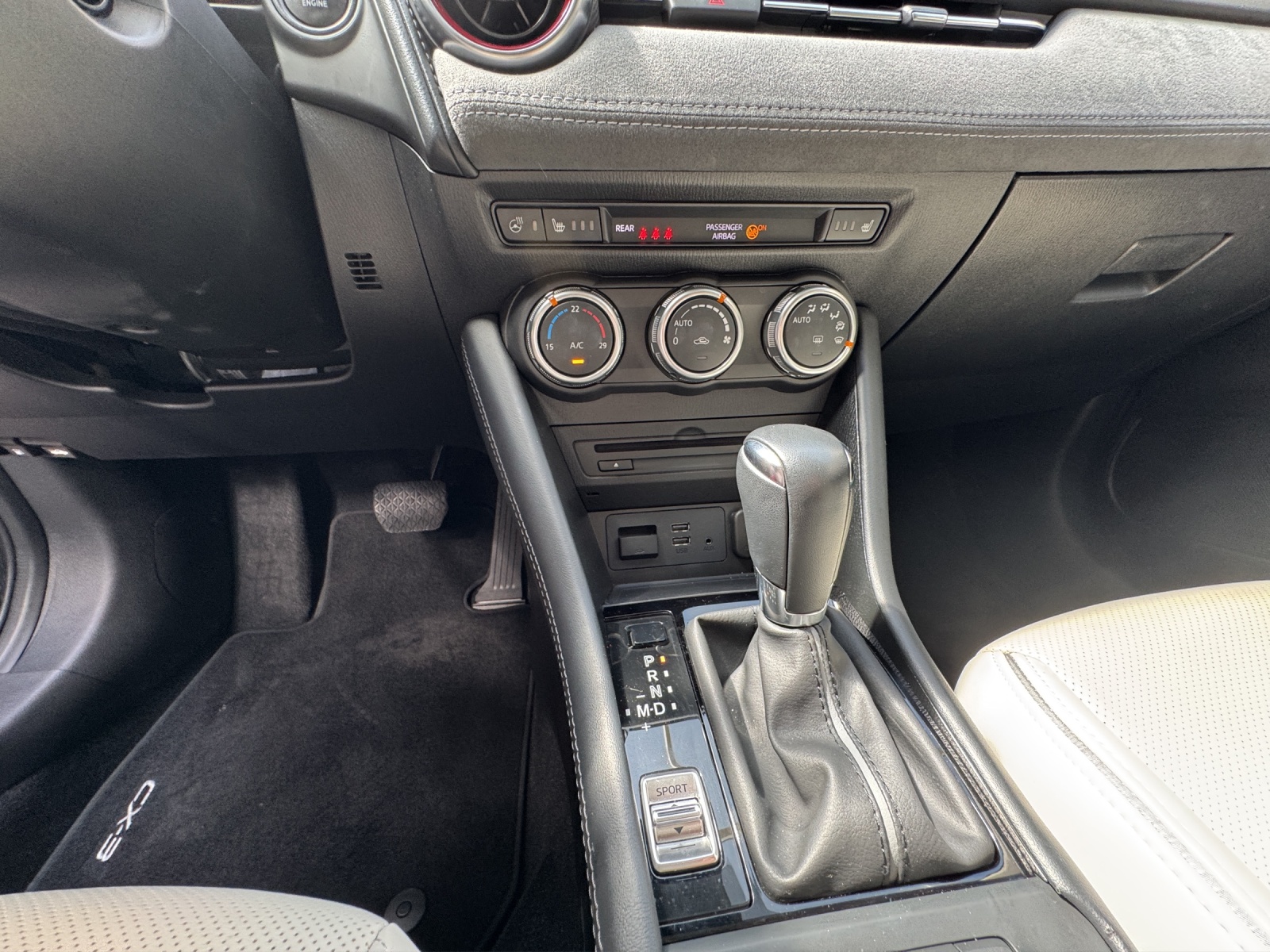 MAZDA CX-3 2.0/150 Revolution 4x4-image-13