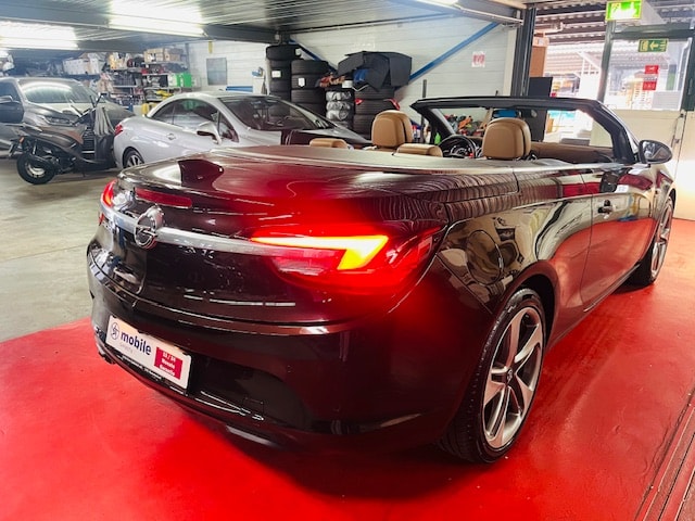 OPEL Cascada 1.6i 16V Cosmo Automat-image-1