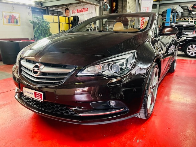 OPEL Cascada 1.6i 16V Cosmo Automat-image-0