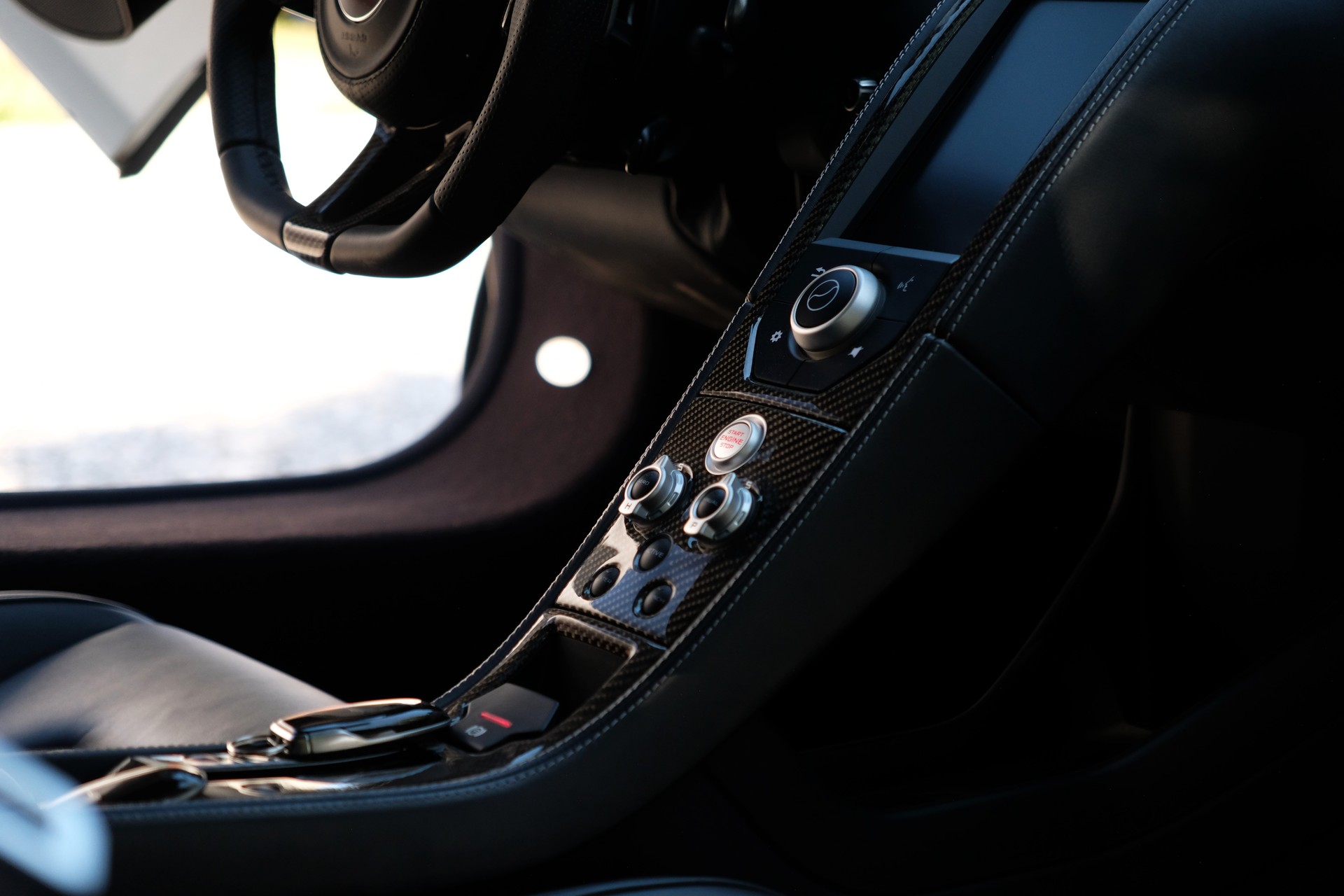 McLAREN MP4-12C Coupé 3.8 V8 SSG-image-31