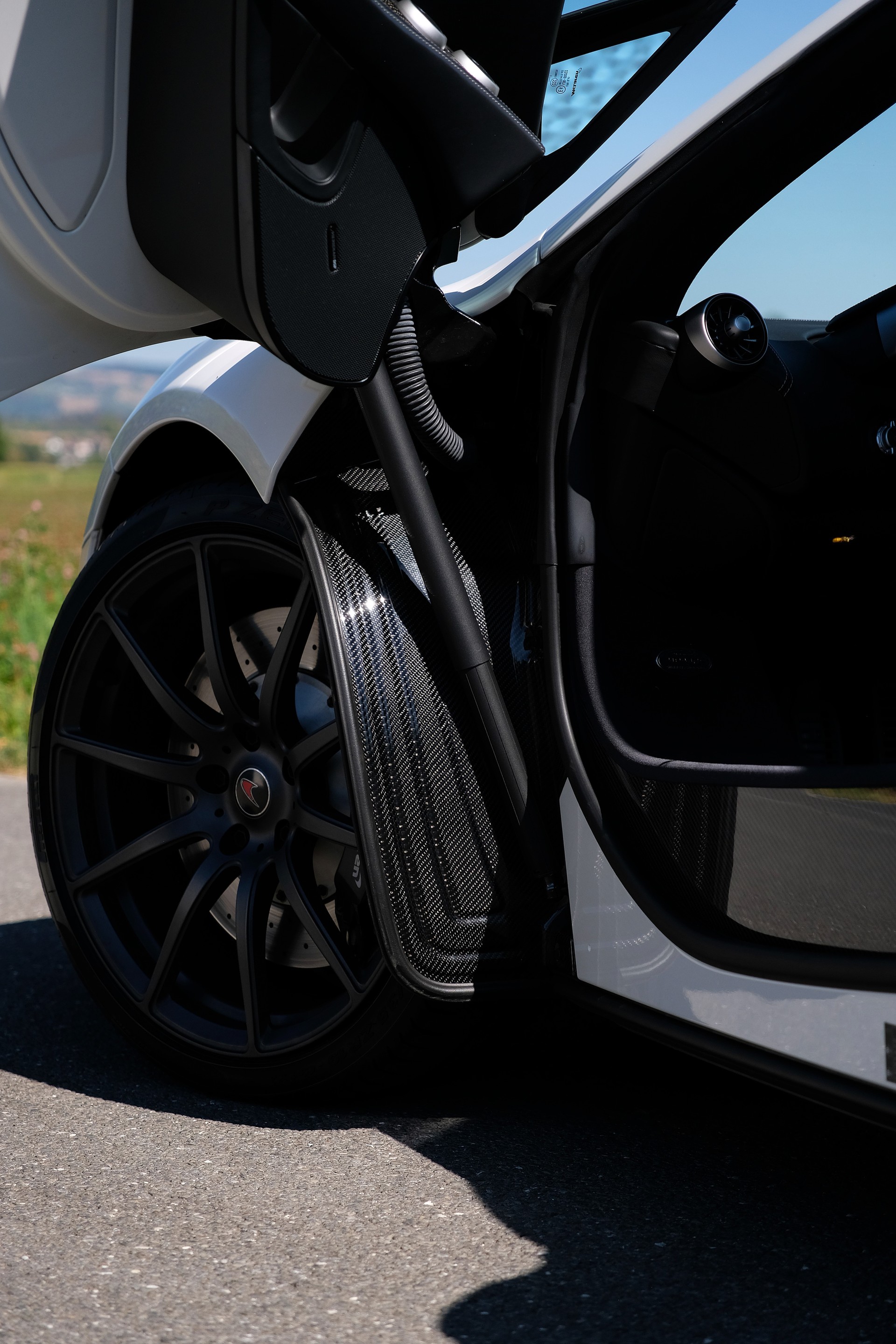 McLAREN MP4-12C Coupé 3.8 V8 SSG-image-14