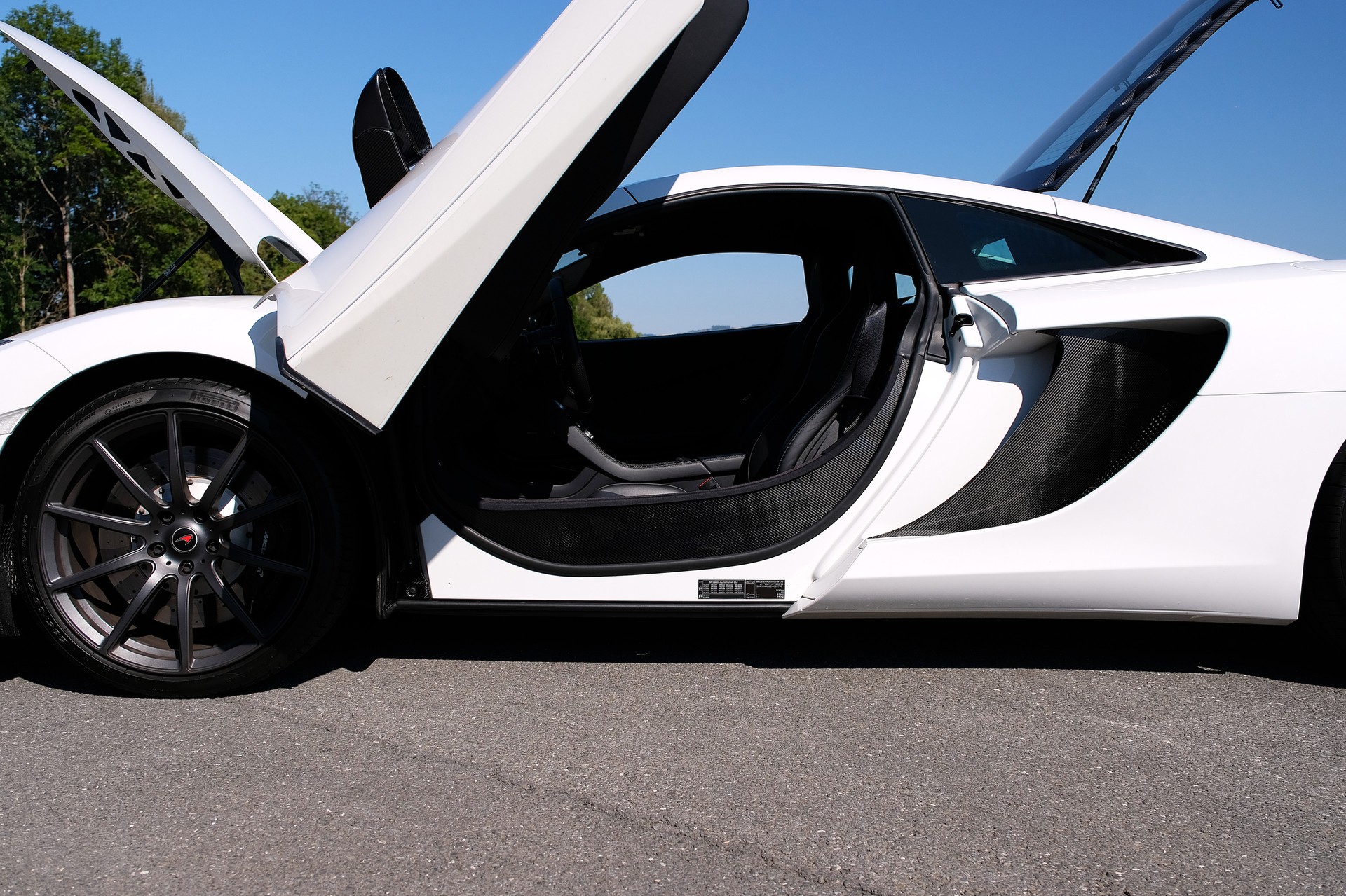 McLAREN MP4-12C Coupé 3.8 V8 SSG-image-10