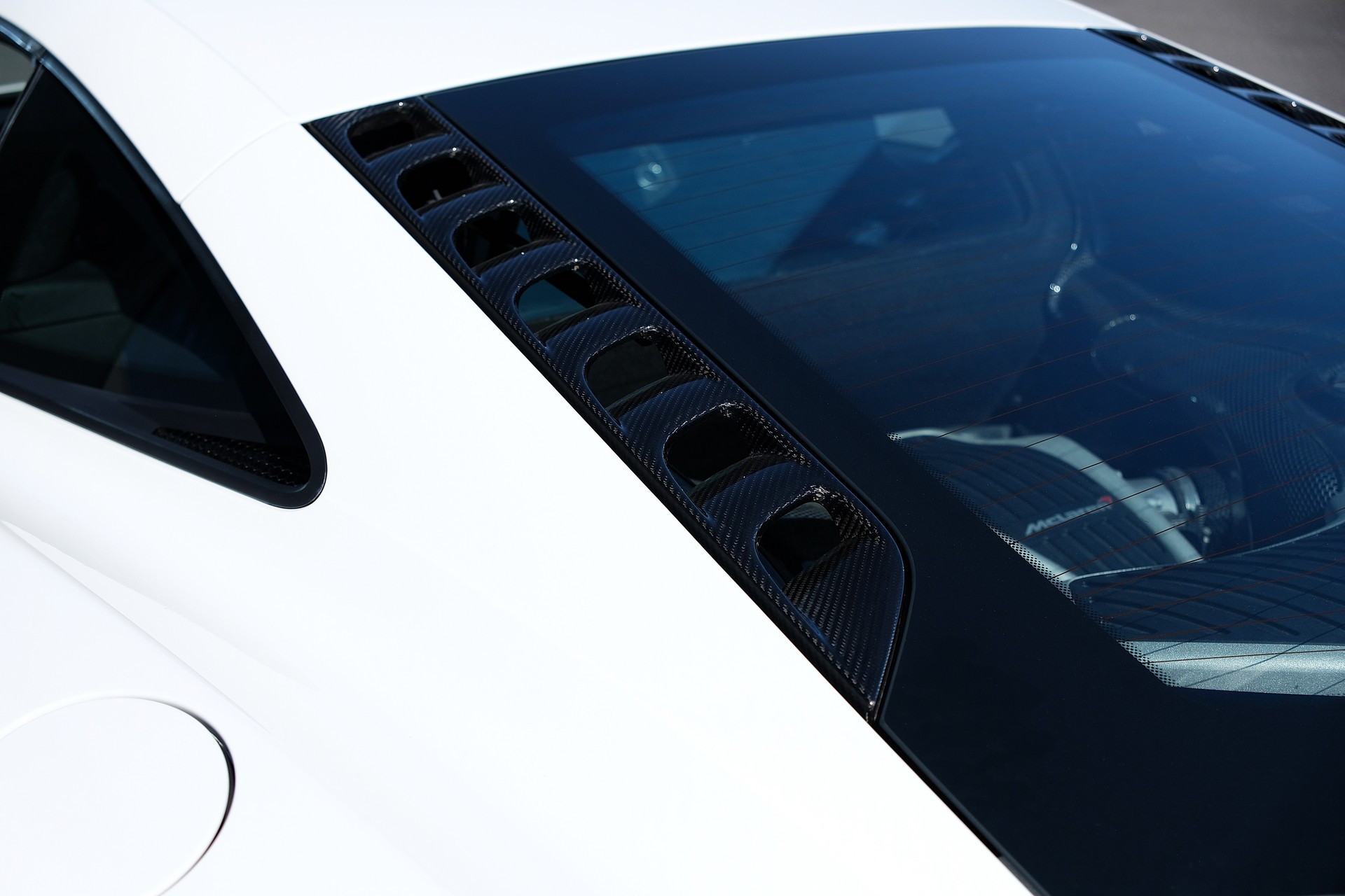 McLAREN MP4-12C Coupé 3.8 V8 SSG-image-20