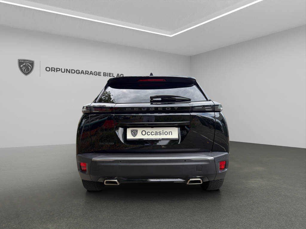 PEUGEOT 2008 1.2 PureTech 130 Allure-image-3