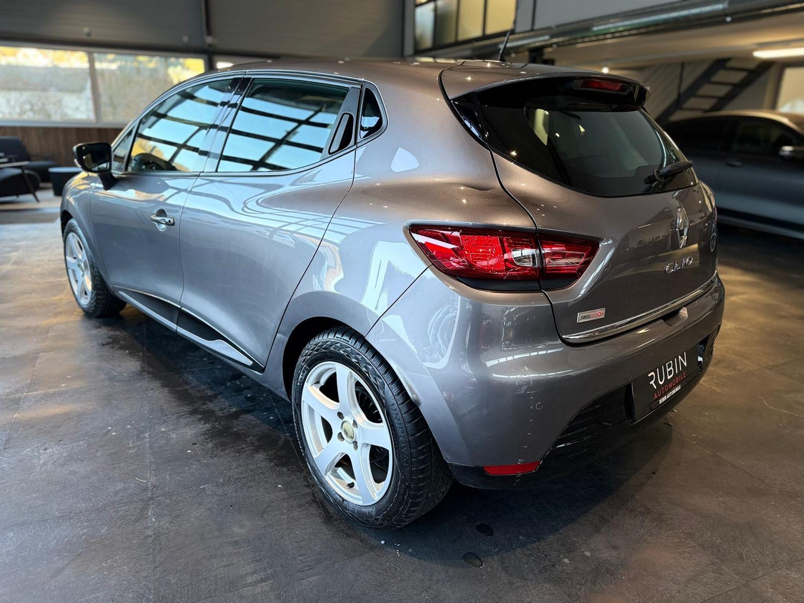 RENAULT Clio 1.2 16V T Swiss Edition EDC-image-2