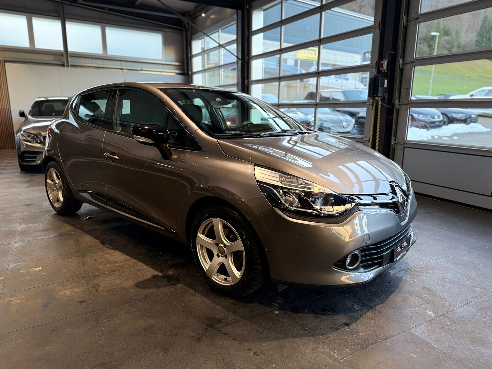 RENAULT Clio 1.2 16V T Swiss Edition EDC-image-6