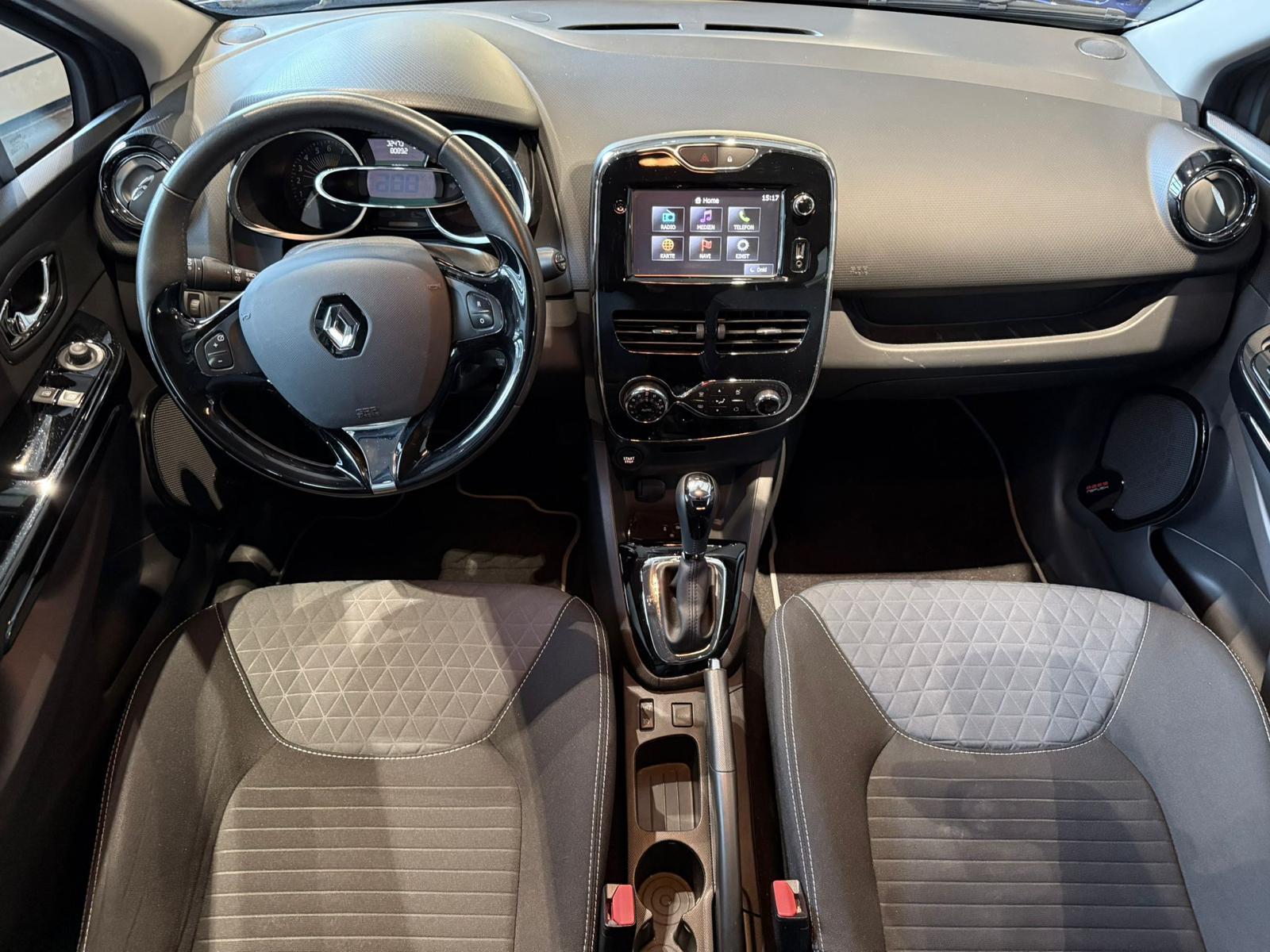 RENAULT Clio 1.2 16V T Swiss Edition EDC-image-10