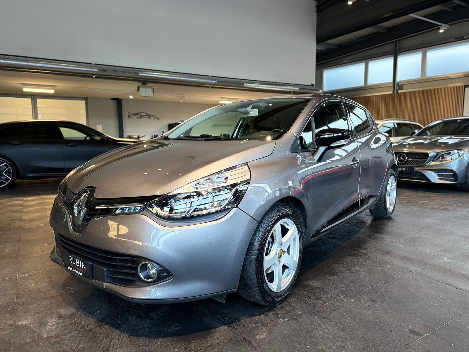 RENAULT Clio 1.2 16V T Swiss Edition EDC-image-0