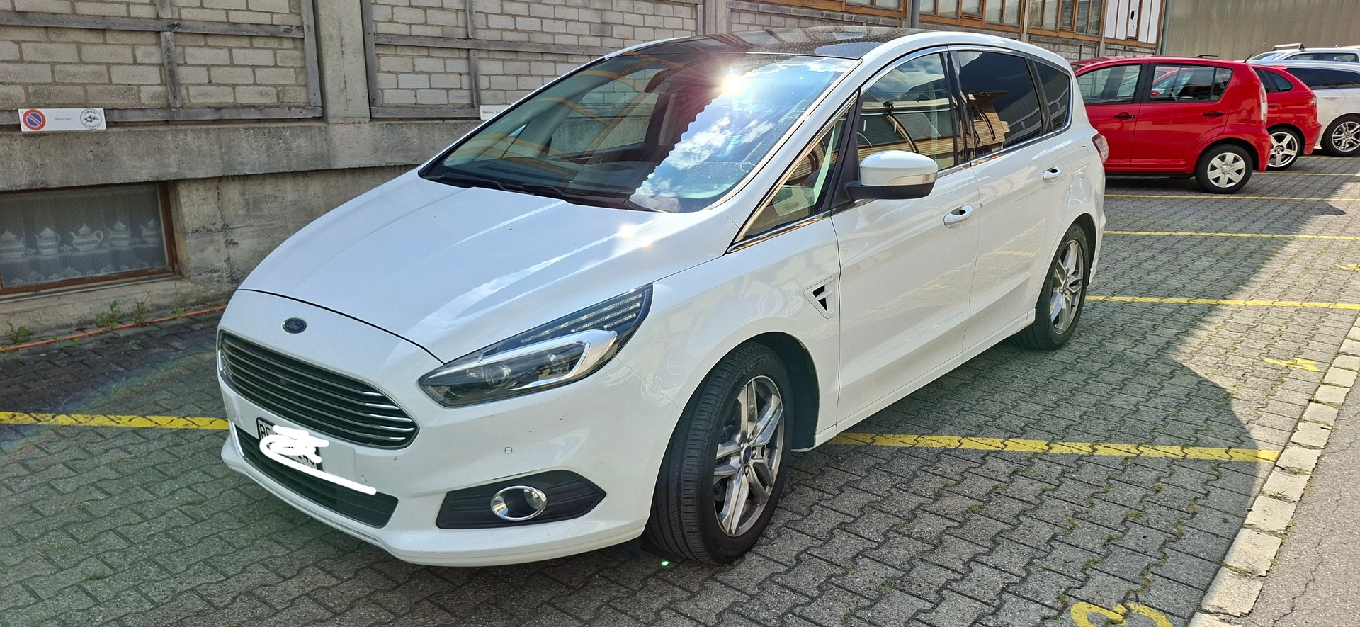FORD 2.0 EcoB Titanium-image-1