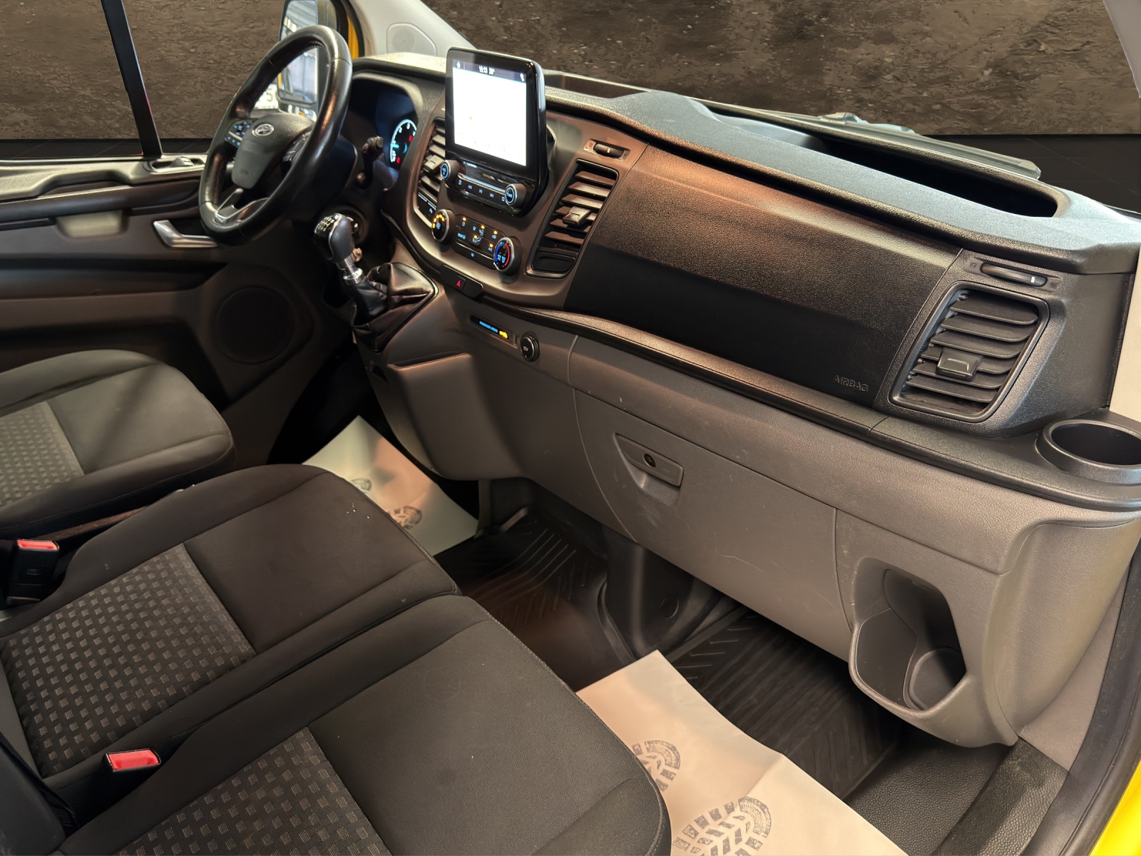 FORD Transit Custom 340 L2H1 Trend-image-3