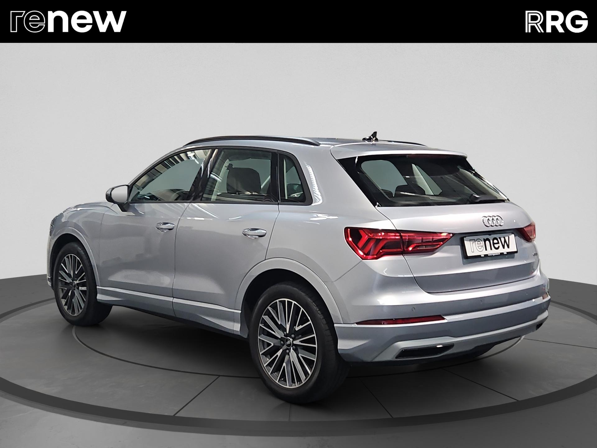 AUDI Q3 45 TFSI advanced quattro S-tronic-image-4