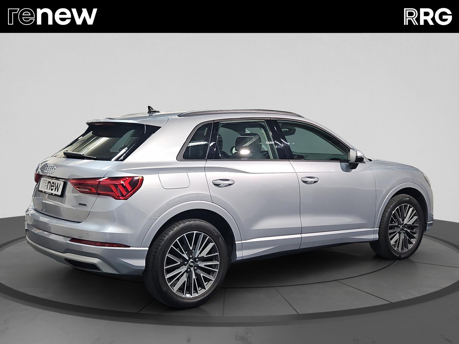 AUDI Q3 45 TFSI advanced quattro S-tronic-showroom-element-2