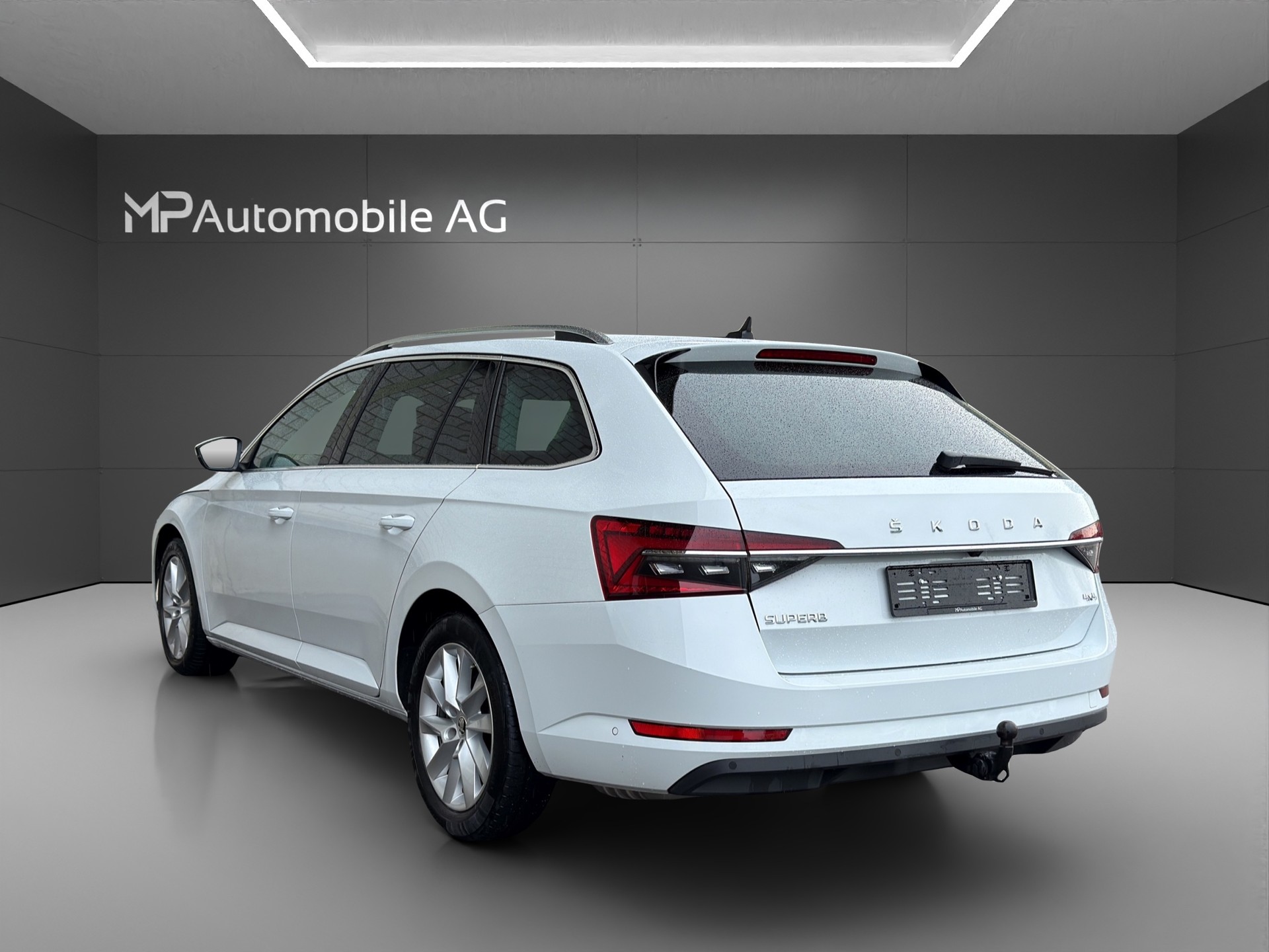 SKODA Superb Combi 2.0 TDi Style 4x4 DSG-image-5