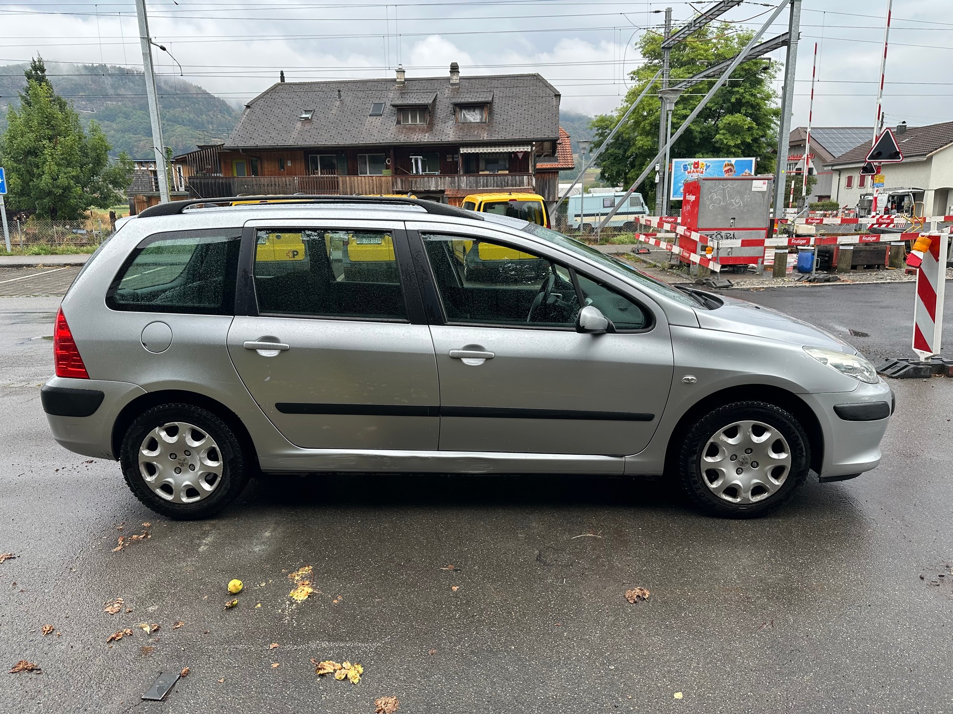 PEUGEOT 307 1.6 16V D.Sign FIXPREIS-image-5