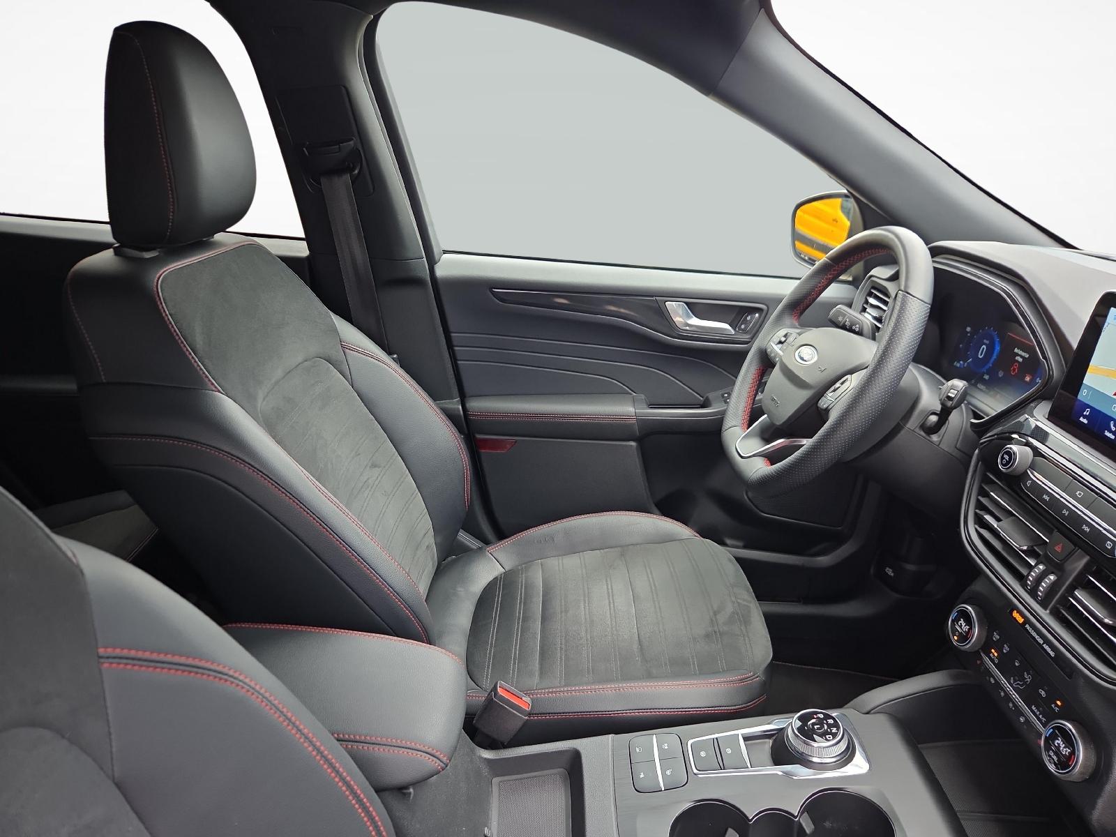 FORD Kuga 2.5 Hybrid ST-Line X 4x4-image-9