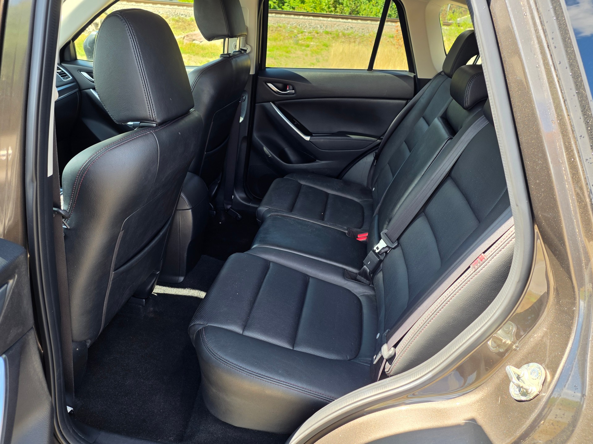 MAZDA CX-5 2.2 D HP Revolution AWD Automatic-image-8