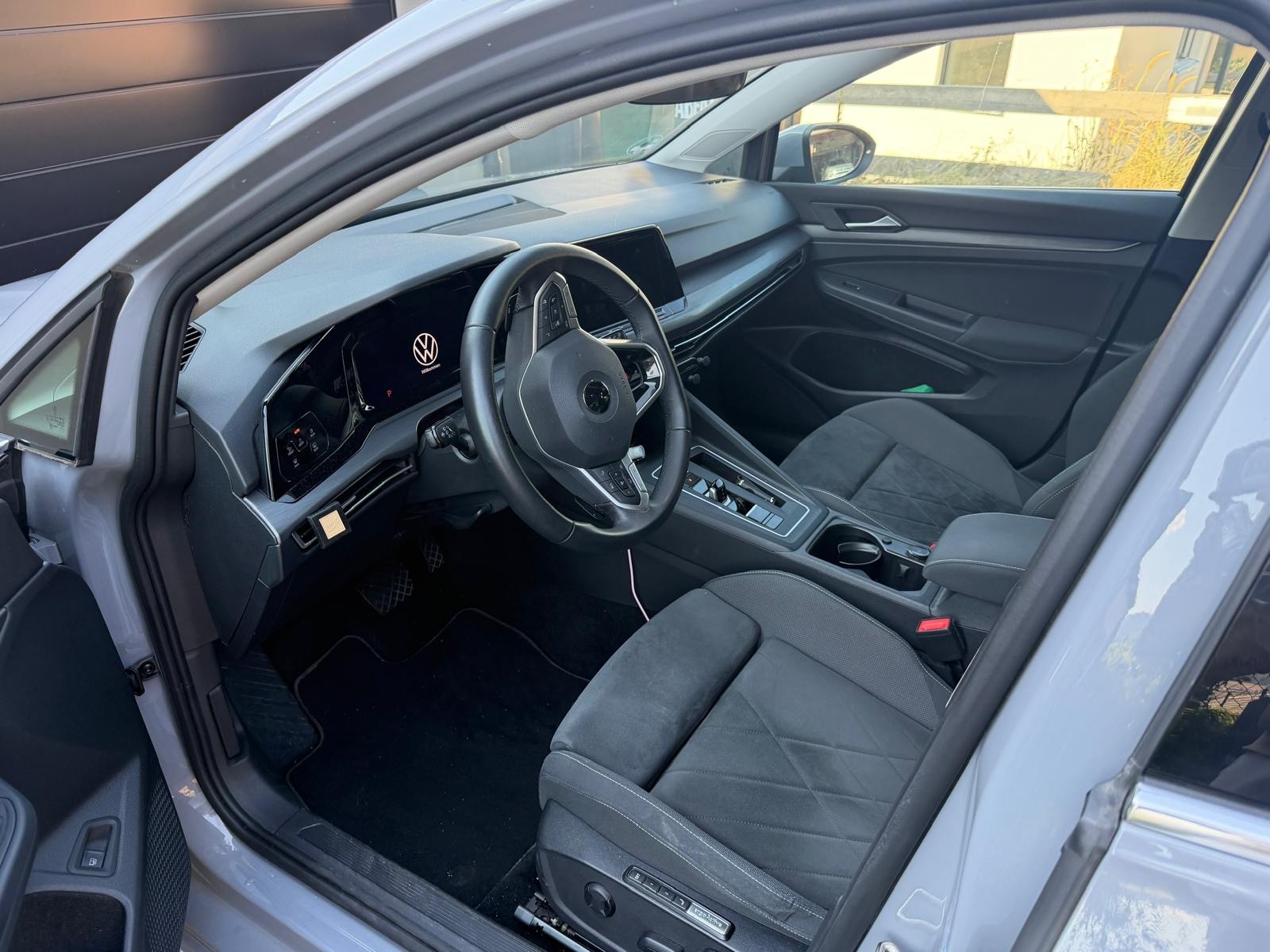 VW 1.4 TSI PHEV Style SELECTION DSG-image-3