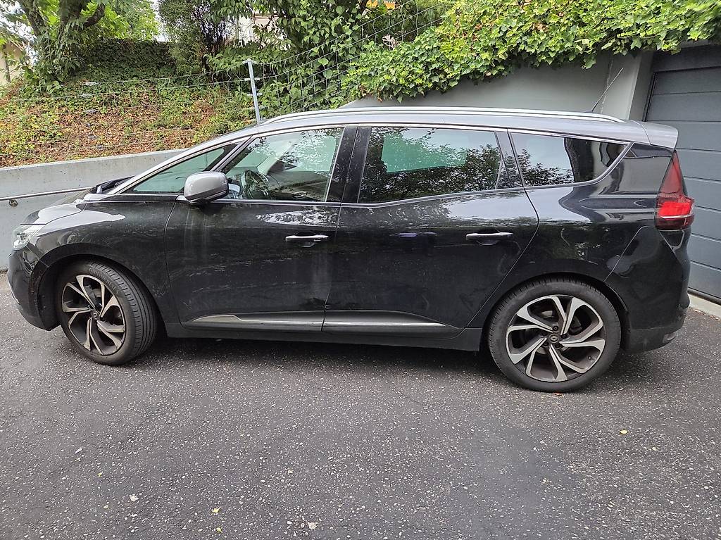 RENAULT GRAND SCENIC-image-2
