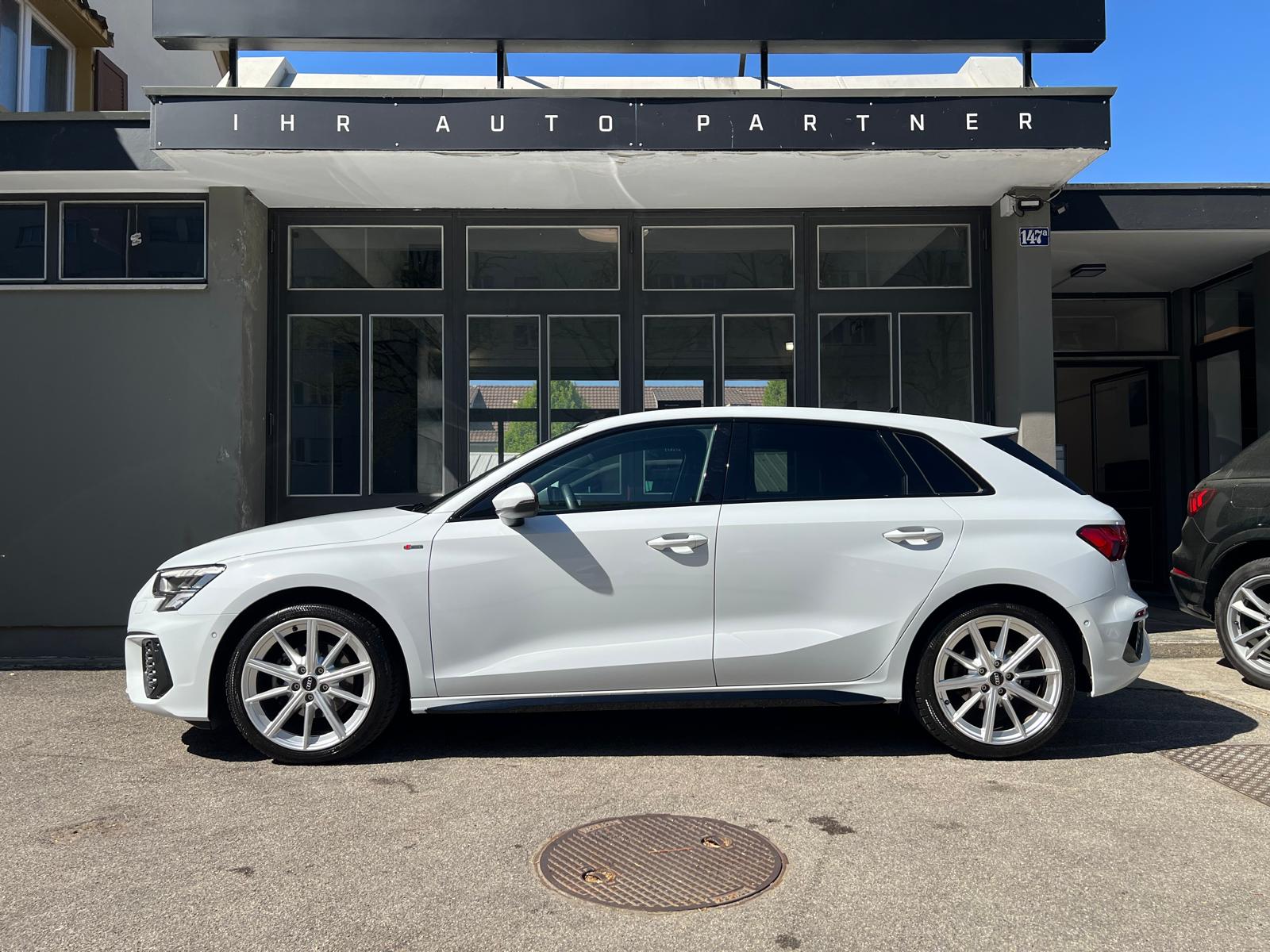AUDI A3 Sportback 1.5 35 TFSI S Line S-Tronic-image-1